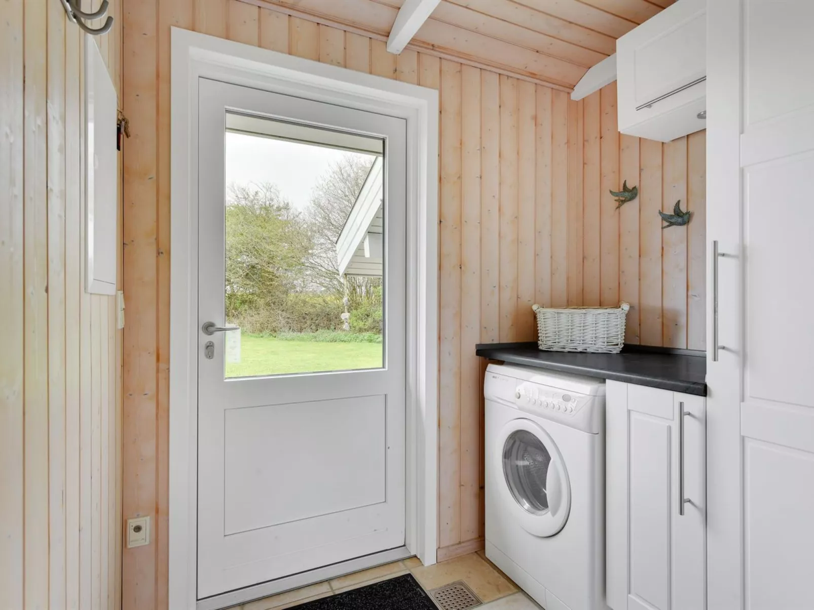 "Deline" - 250m from the sea-Binnen