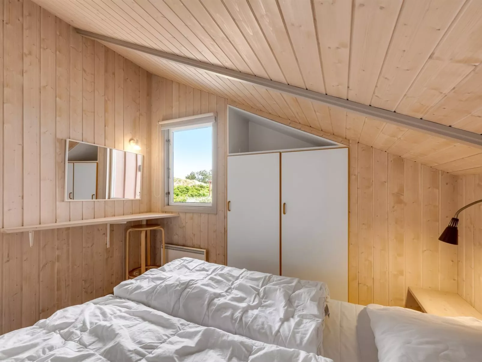 "Tuure" -  from the sea-Binnen