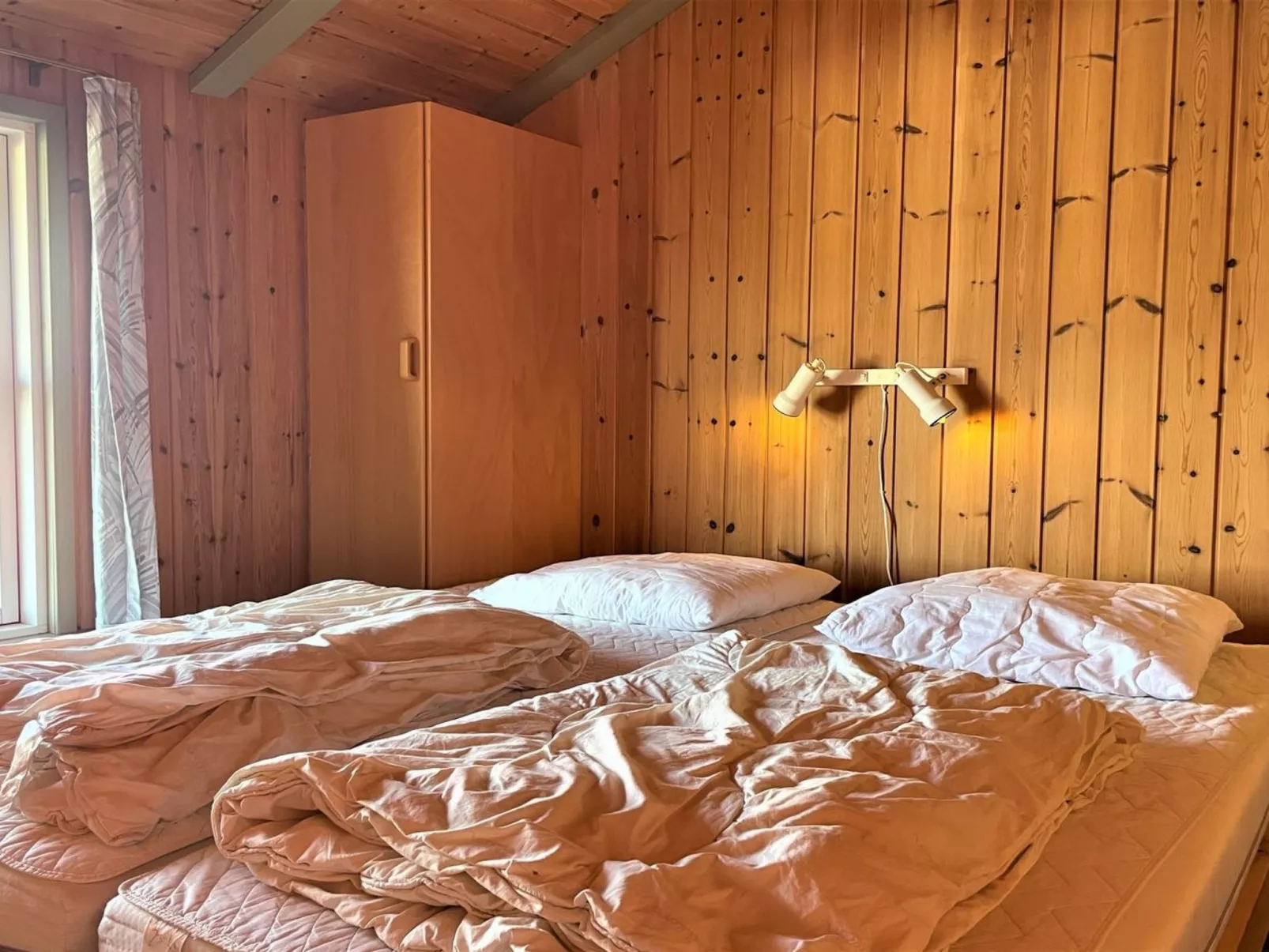 "Juha" -  from the sea-Binnen