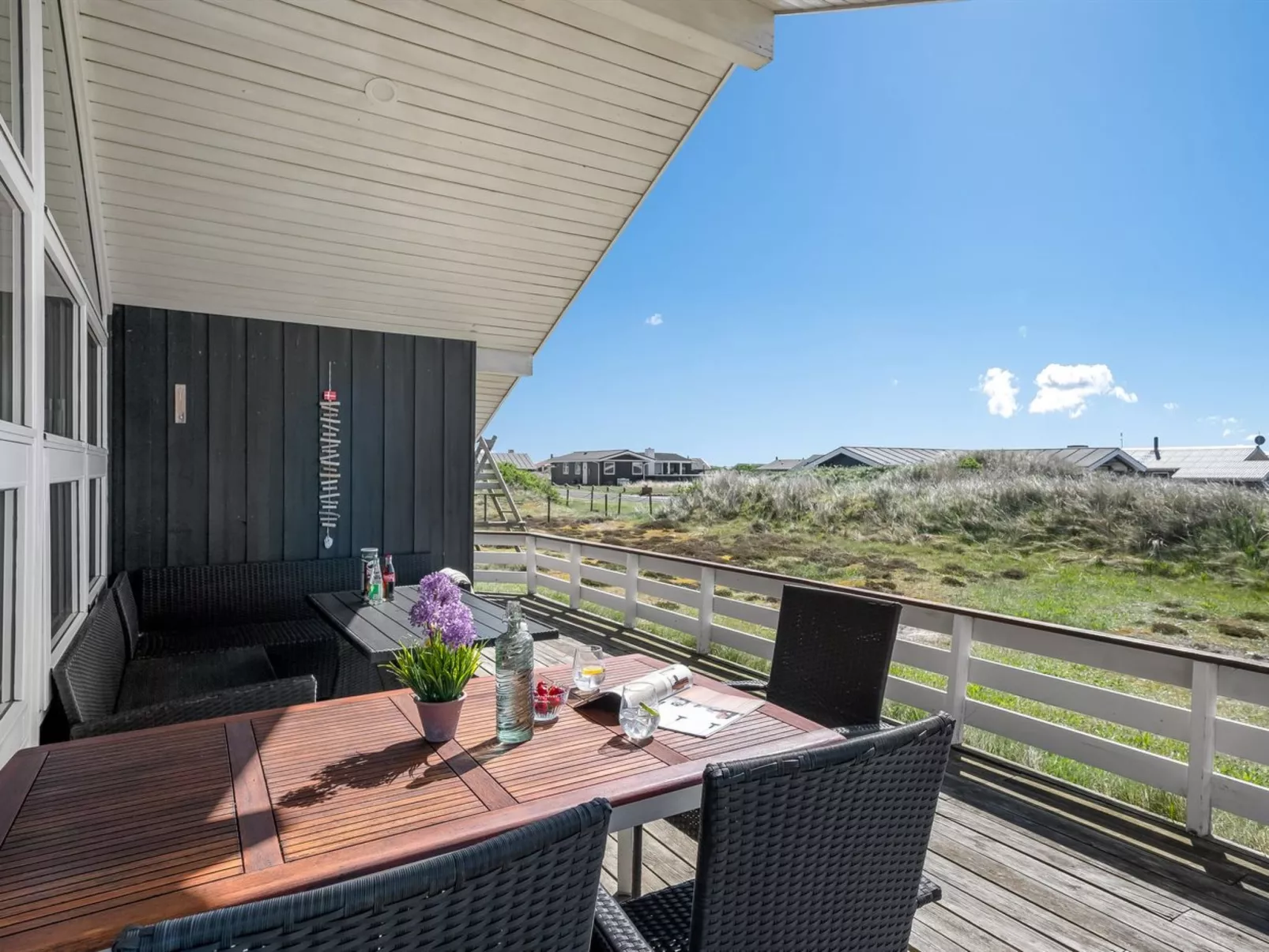 "Sylta" -  from the sea-Buiten