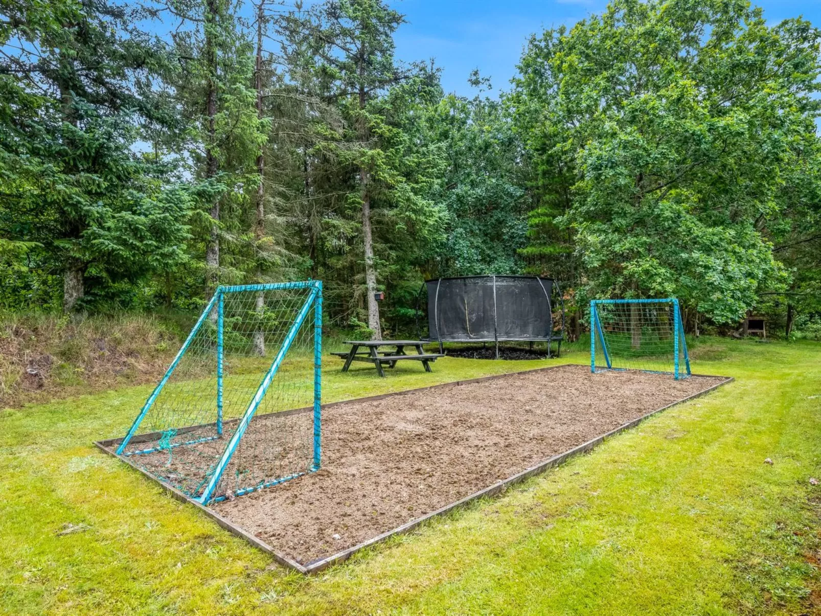 "Arttu" - 2.4km from the sea-Buiten