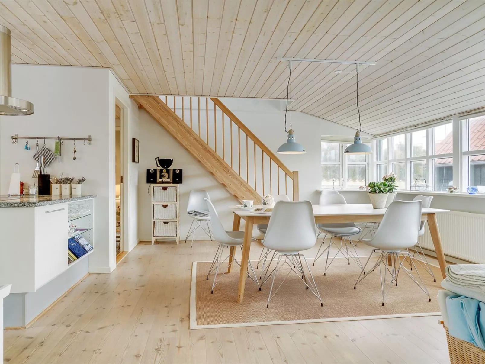 "Hialmar" - 400m from the sea-Binnen