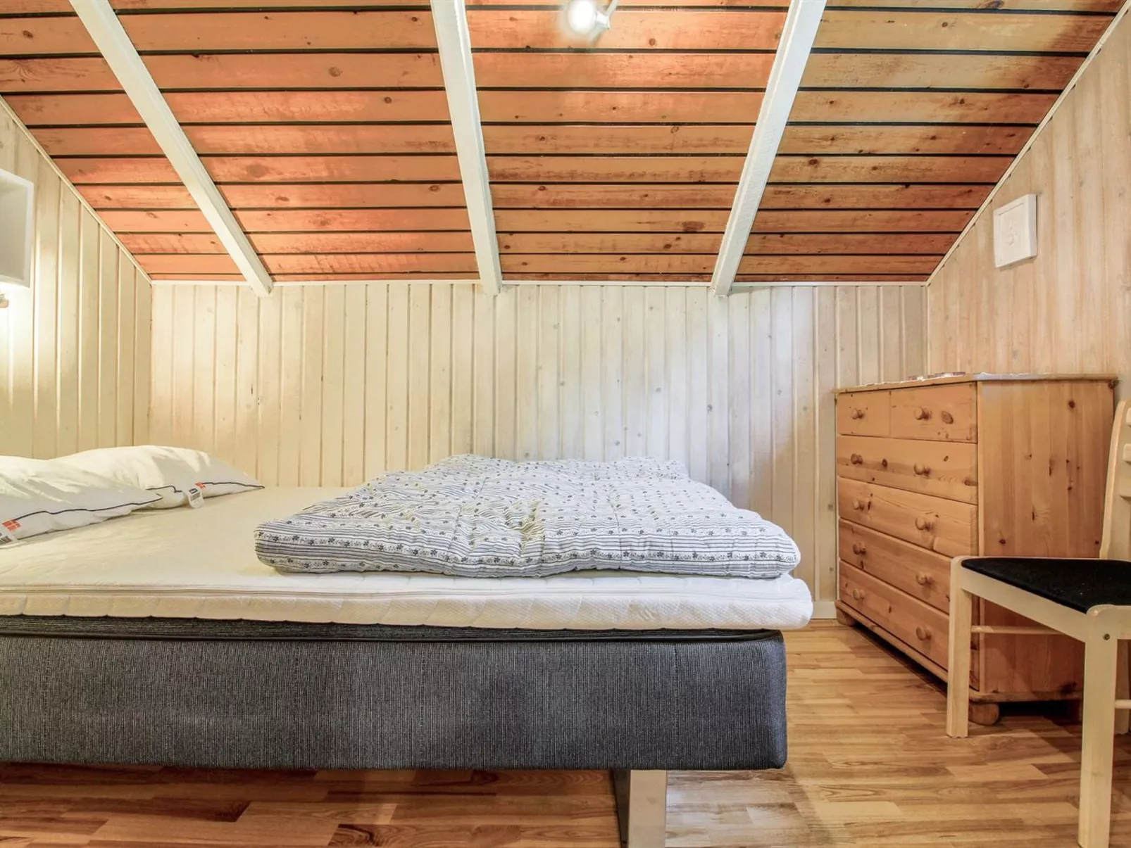 "Gretta" - 400m from the sea-Binnen