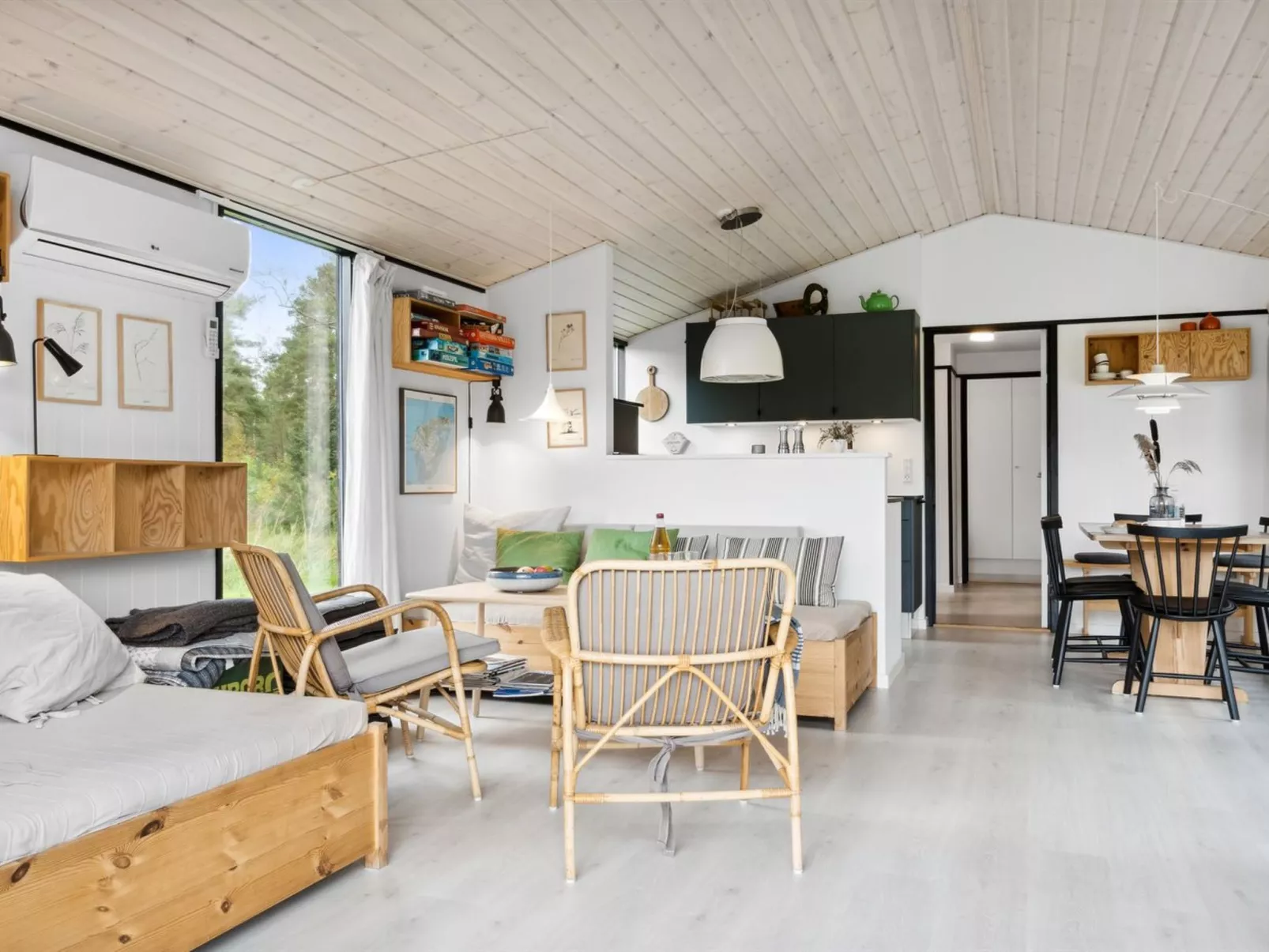 "Shayene" - 2.5km from the sea-Binnen