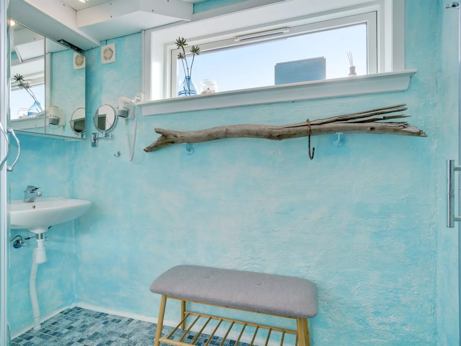 "Kurt" - 600m from the sea-Binnen