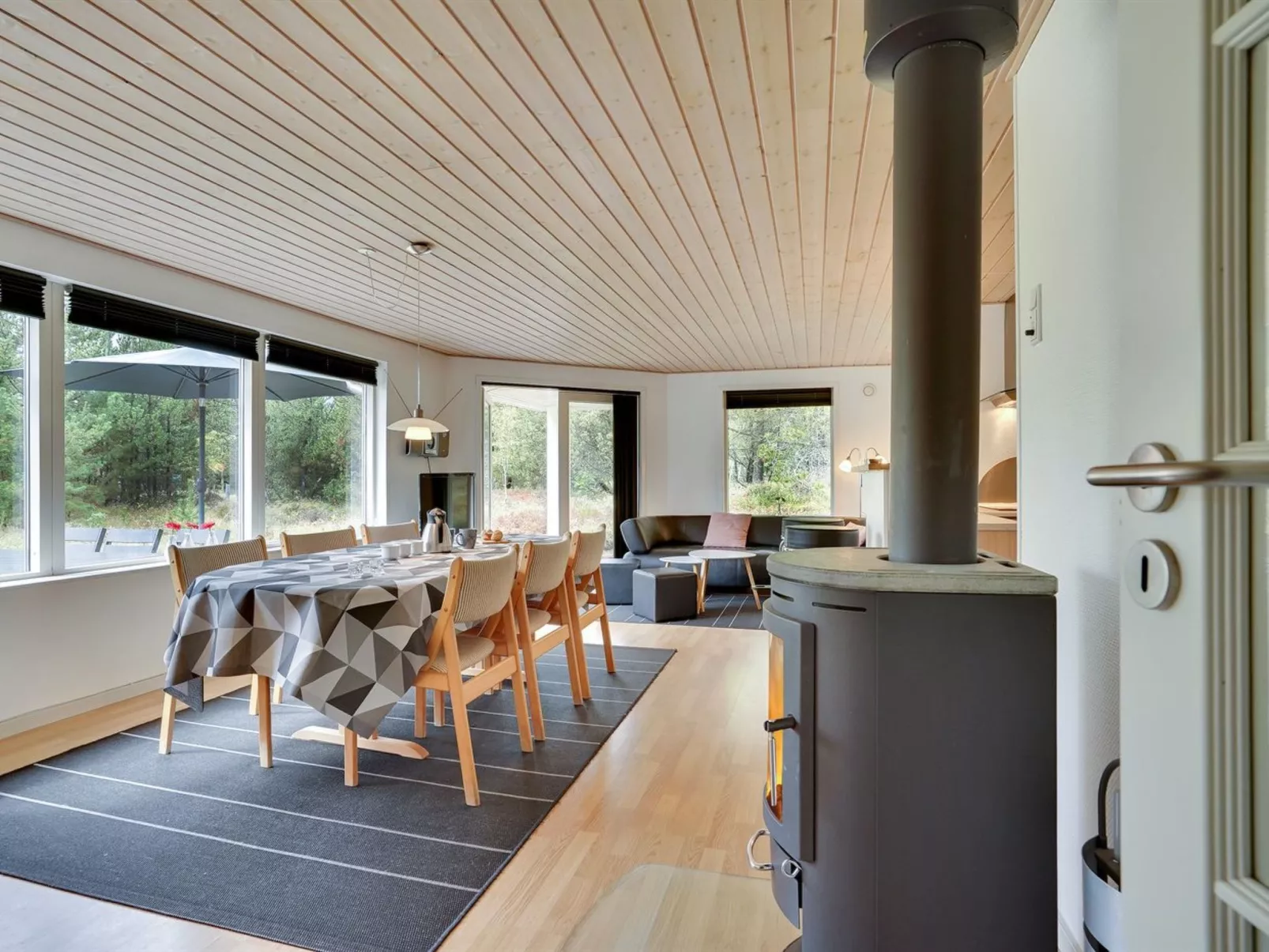 "Micke" - 3.2km from the sea-Binnen