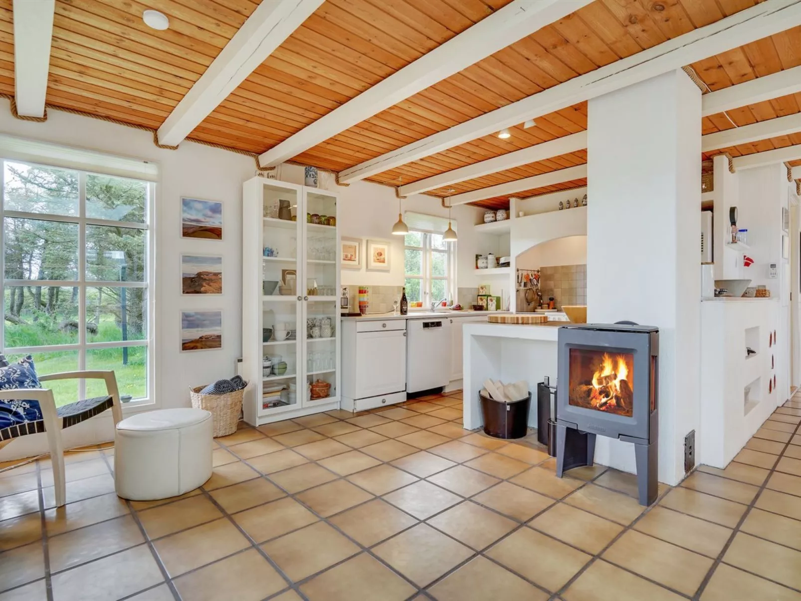 "Sölvy" - 300m from the sea-Binnen