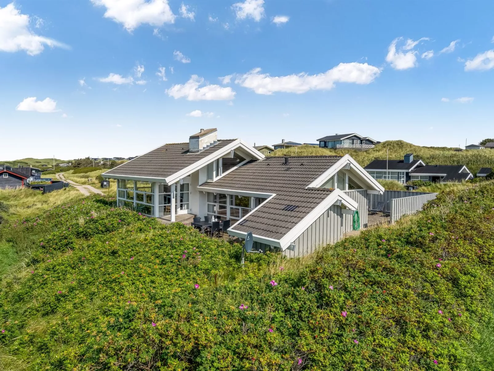 "Anne" - 100m from the sea-Buiten