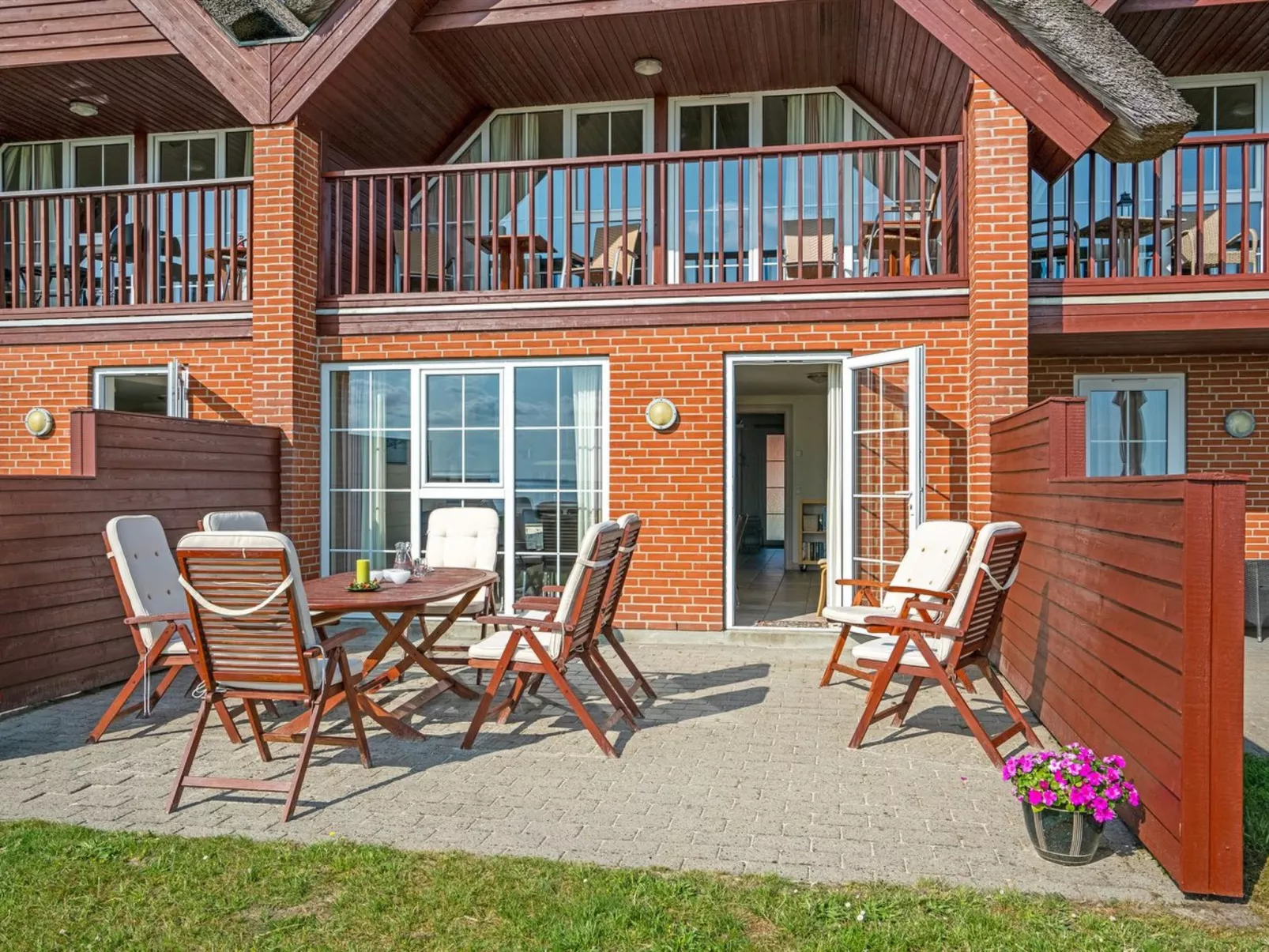 "Henrietta" - 3.5km from the sea-Buiten