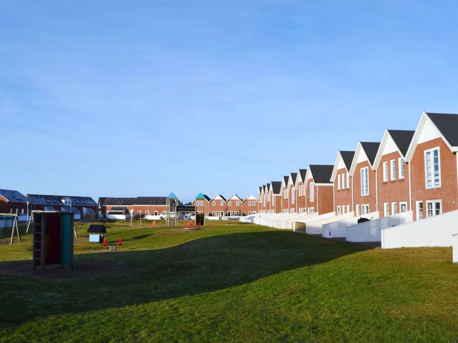 "Rauha" - 2.3km from the sea-Buiten