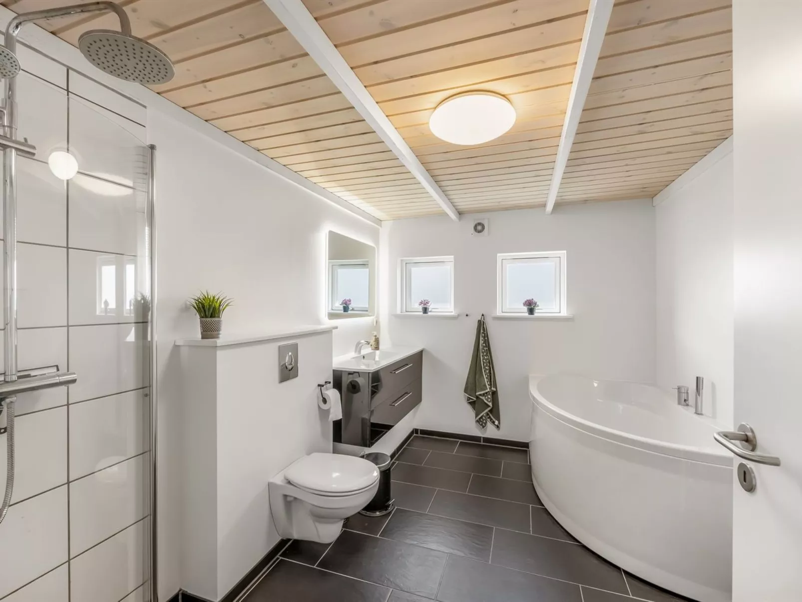 "Elna" - 400m from the sea-Binnen