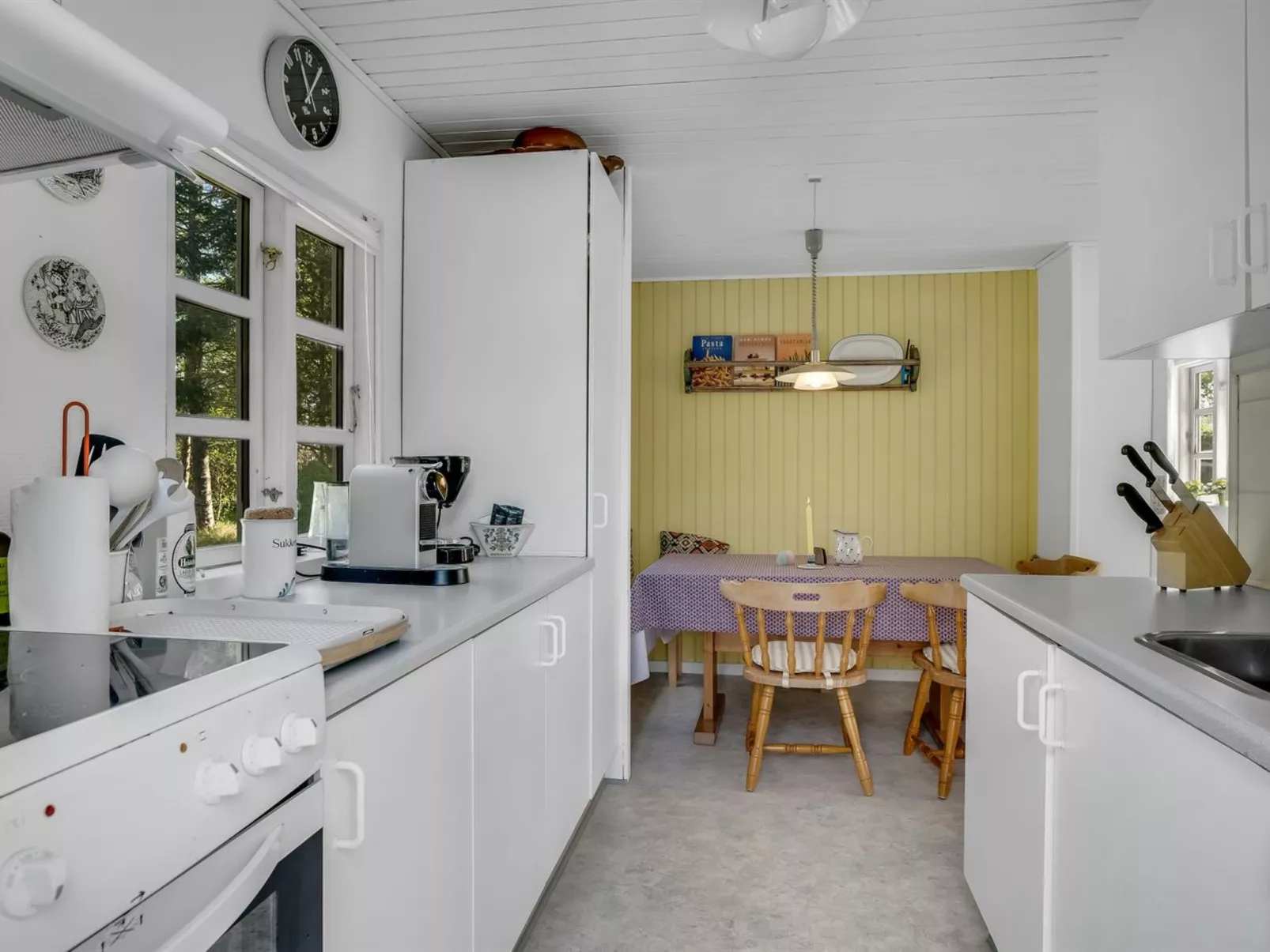 "Ingobert" - 50m from the sea-Binnen