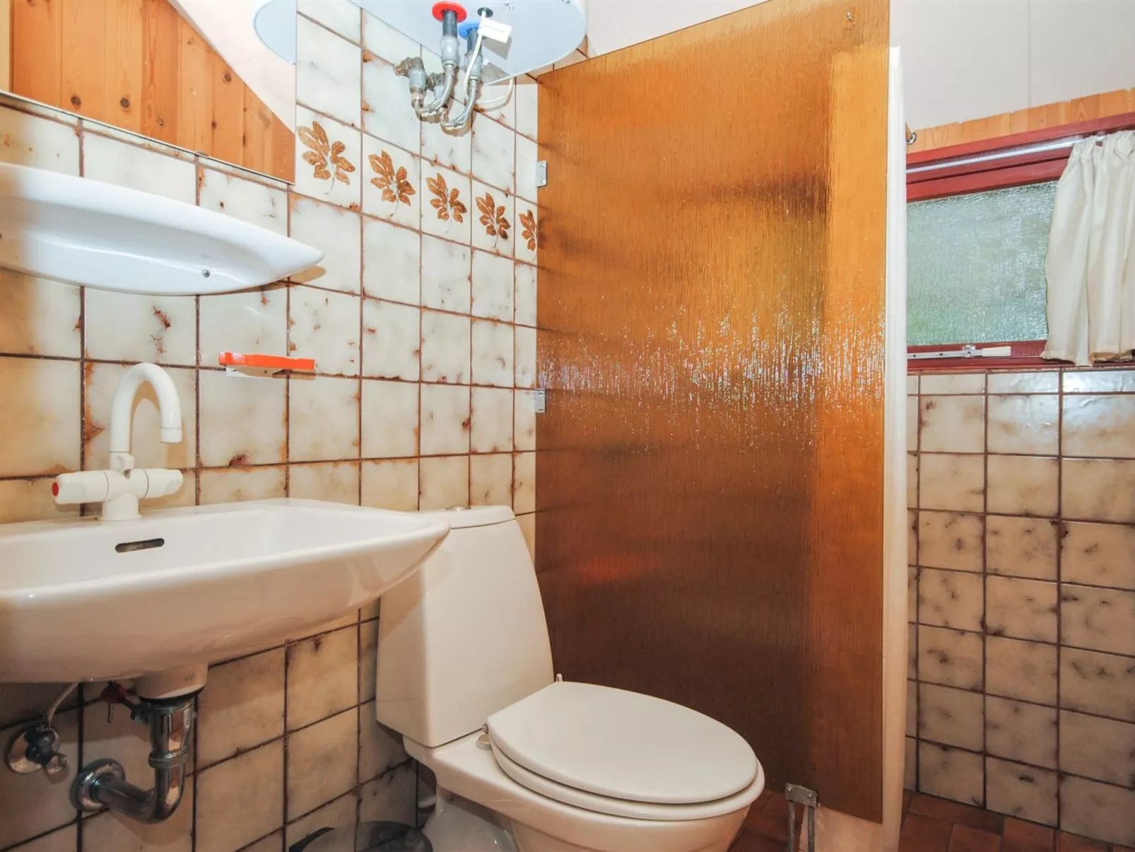 "Naema" - 600m to the fjord-Binnen