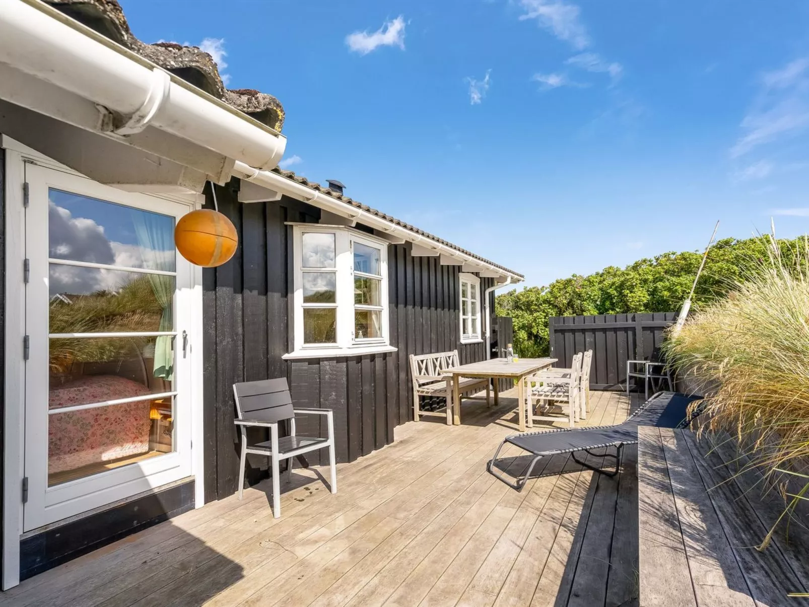 "Kasperi" - 250m from the sea-Buiten