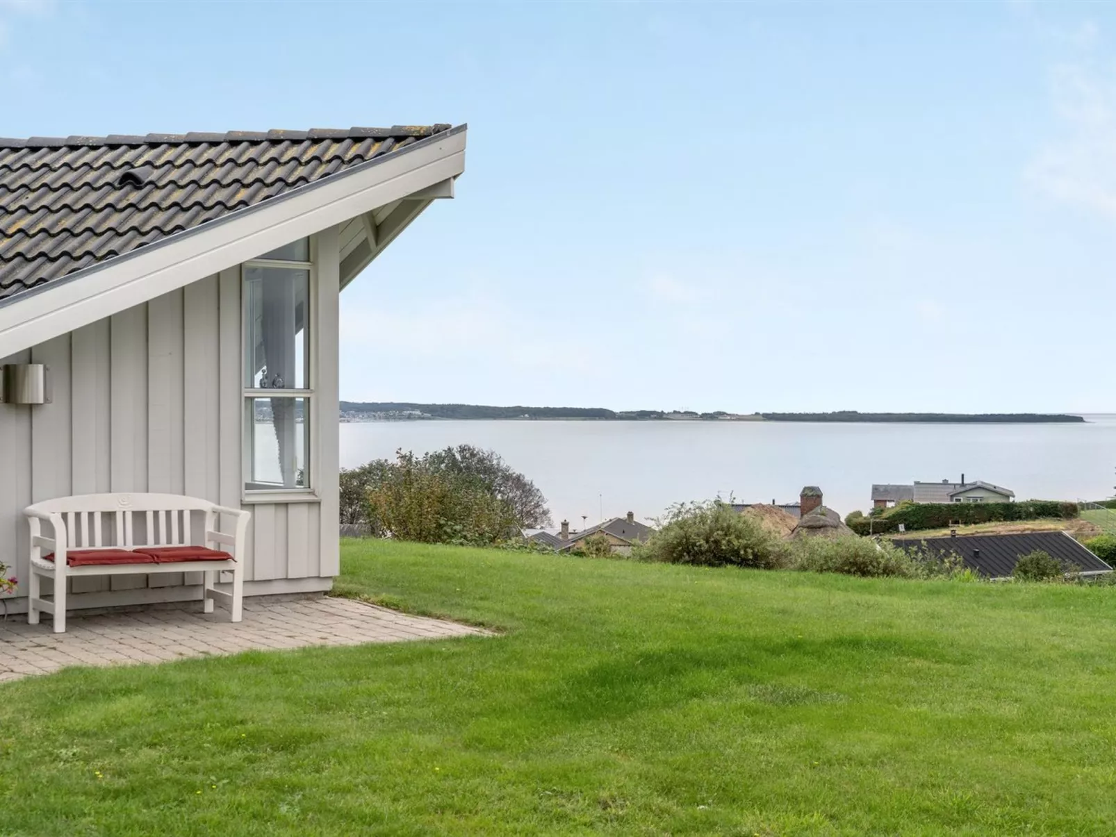 "Eilen" - 250m from the sea-Buiten