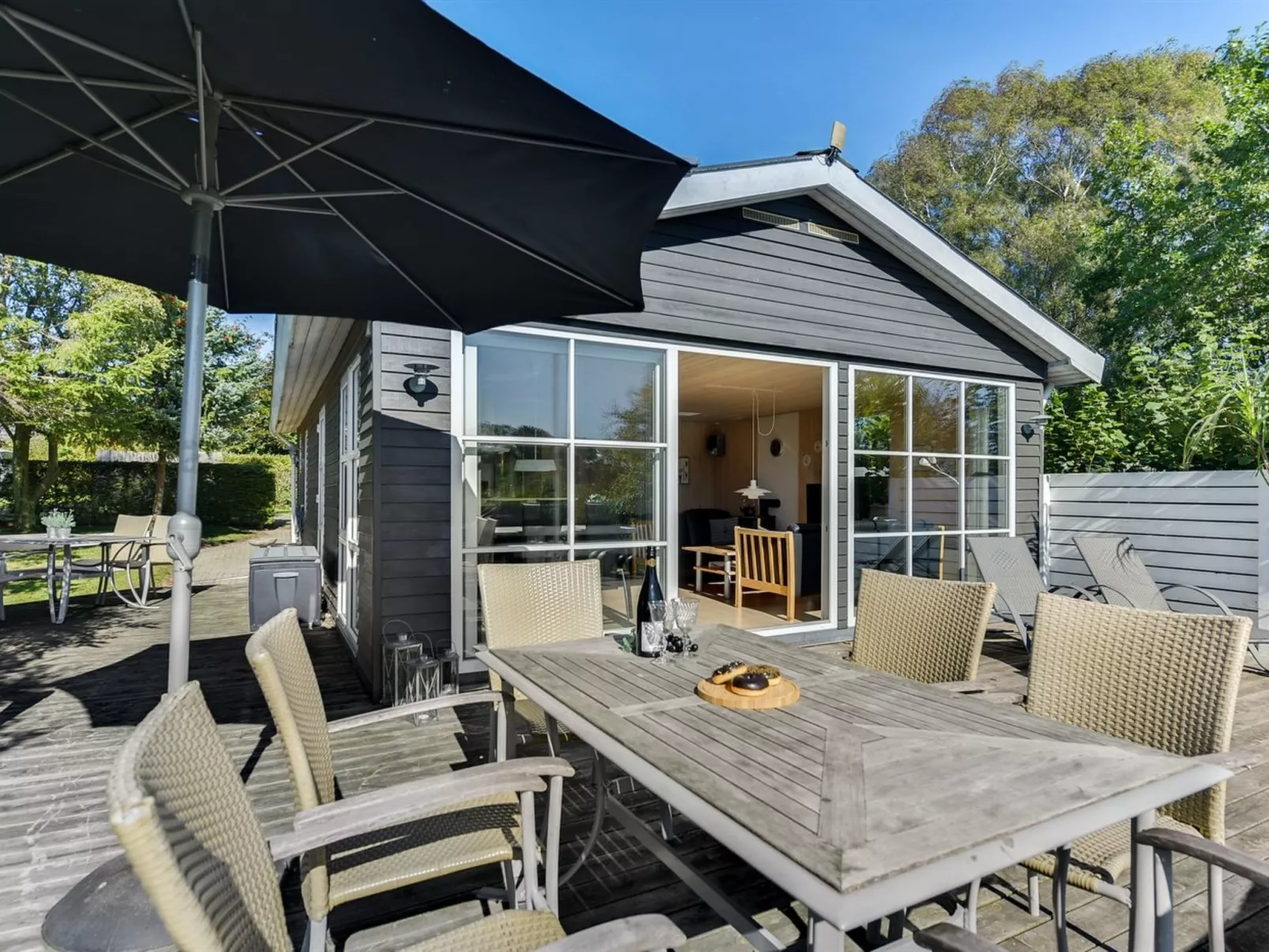 "Leandra" - 600m from the sea-Buiten