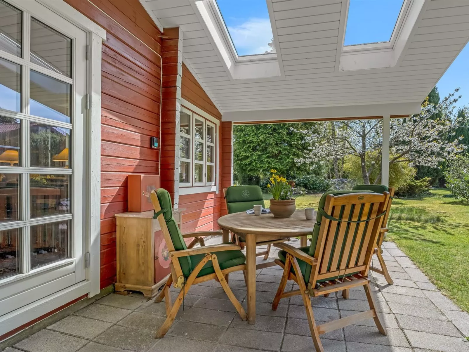 "Berit" - 700m from the sea-Buiten