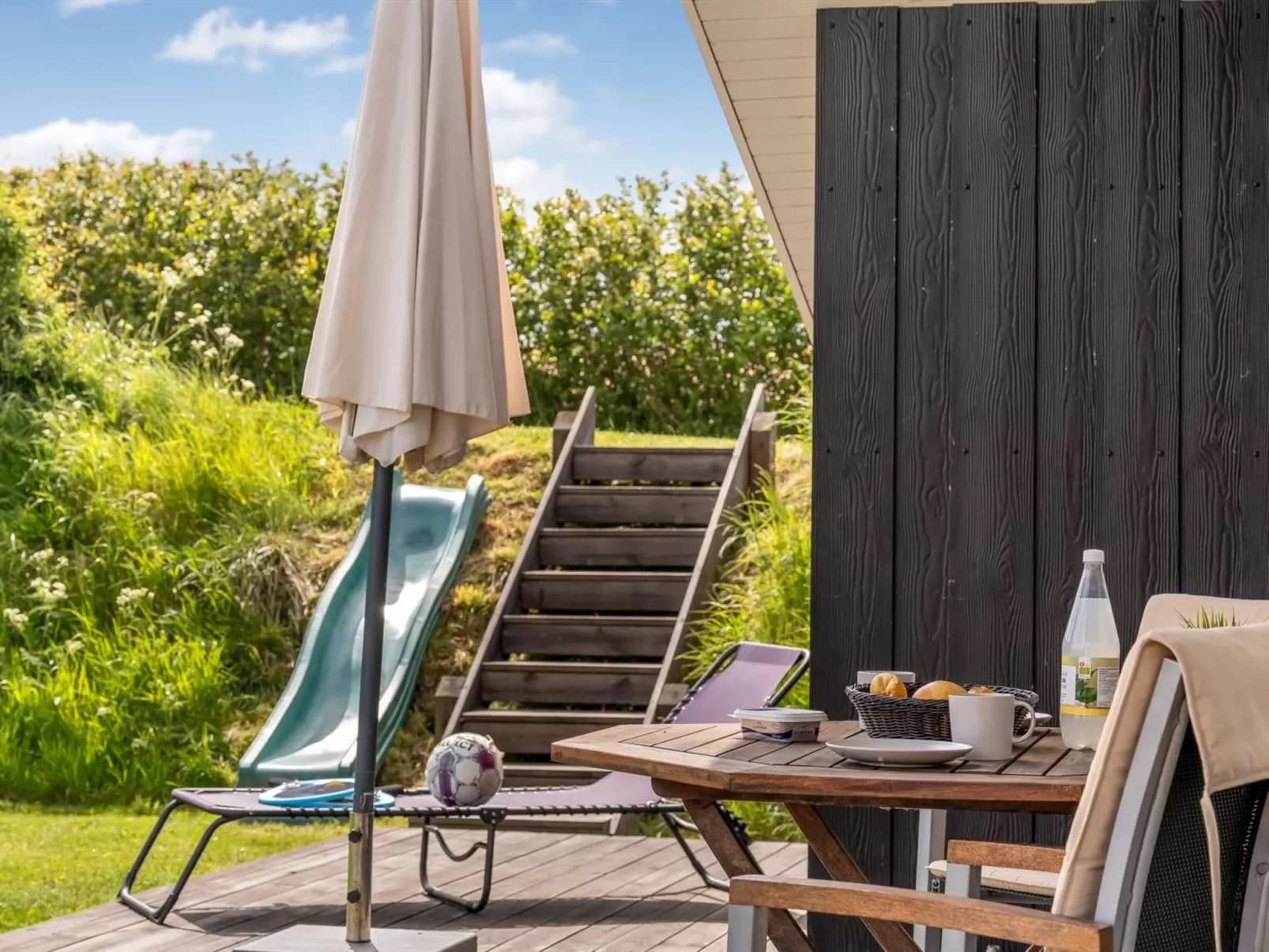 "Tanna" - 330m to the fjord-Buiten