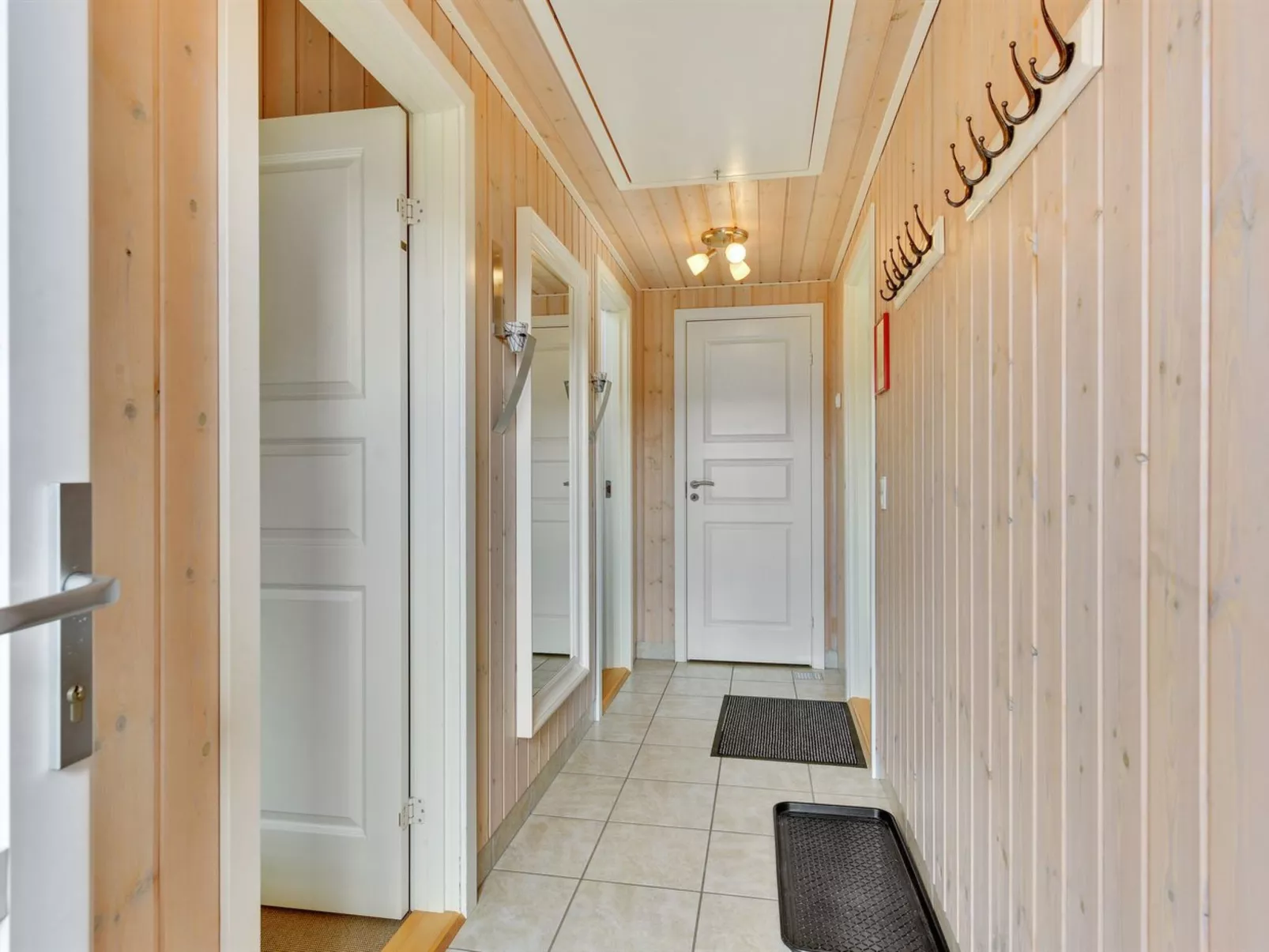 "Wienke" - 300m to the fjord-Binnen