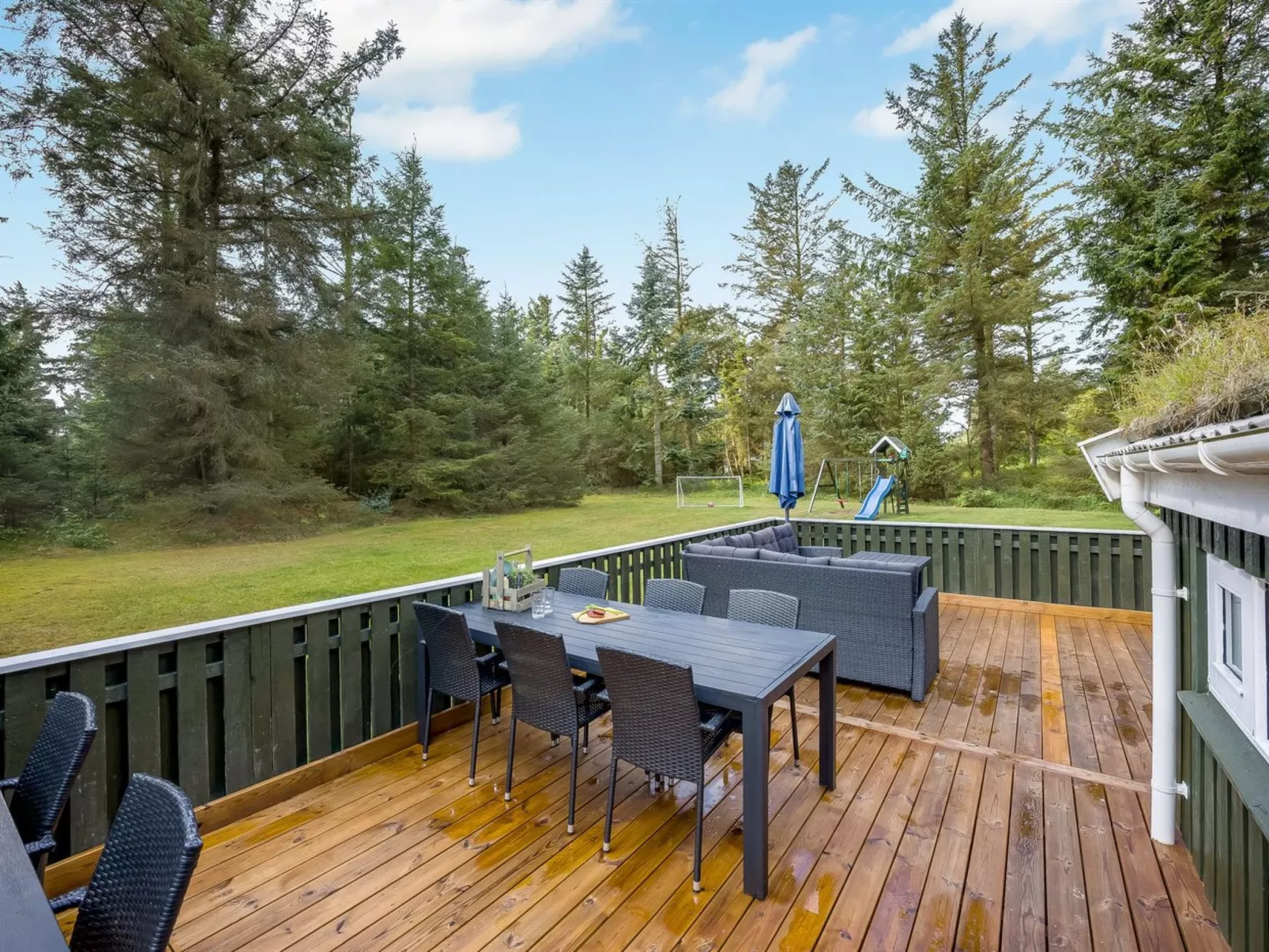 "Sunneva" - 1km from the sea-Buiten