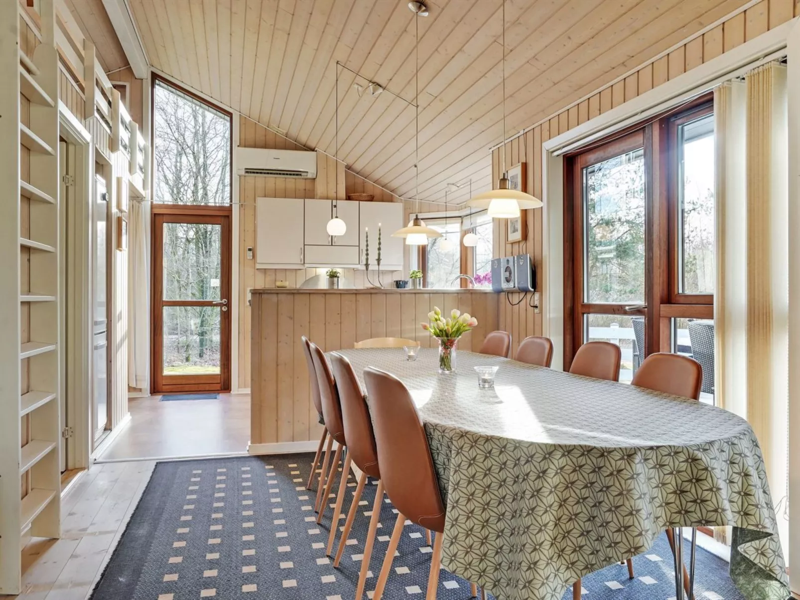 "Swarte" - 30km from the sea-Binnen