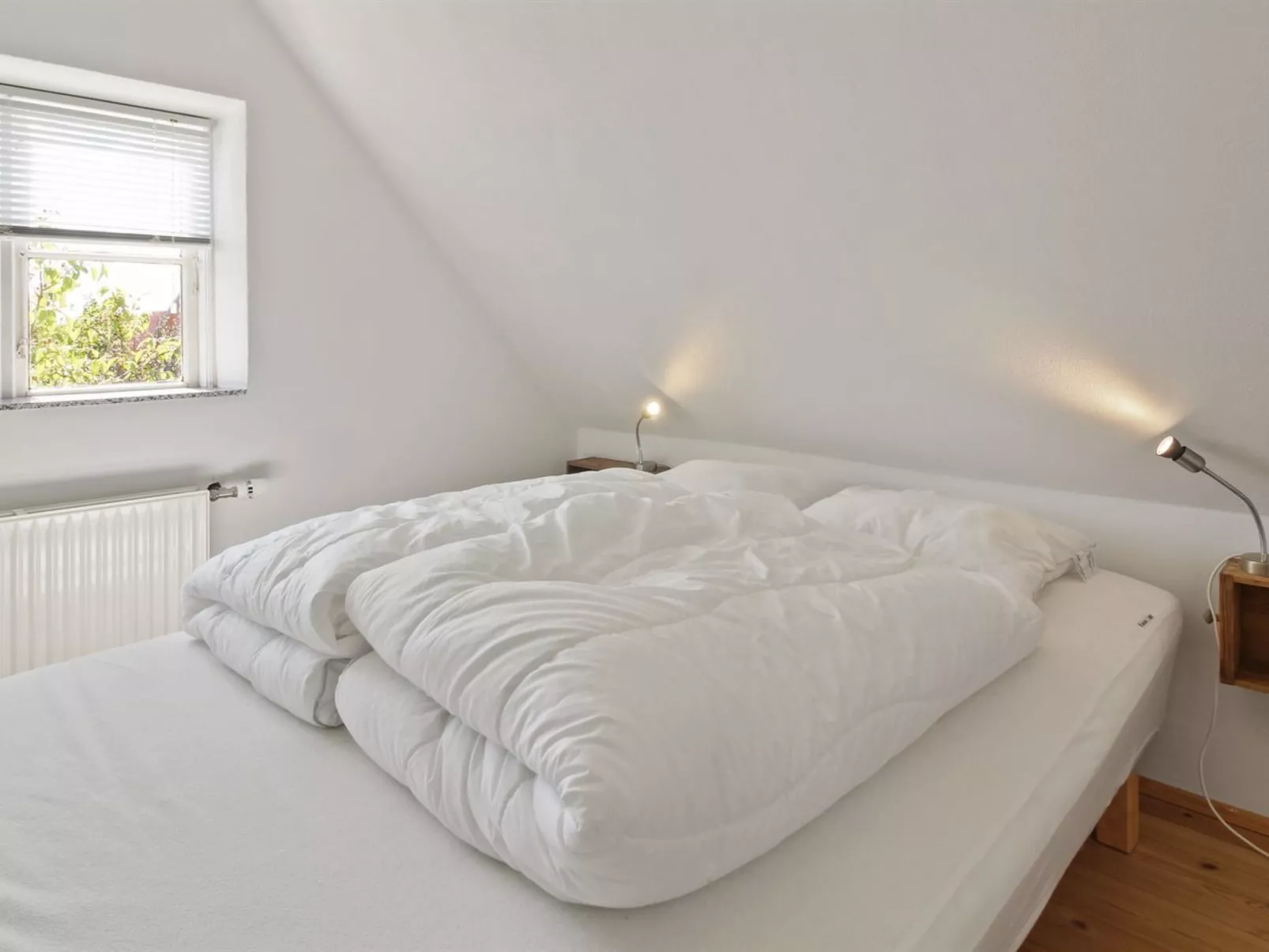 "Lilli" - 2km to the fjord-Binnen