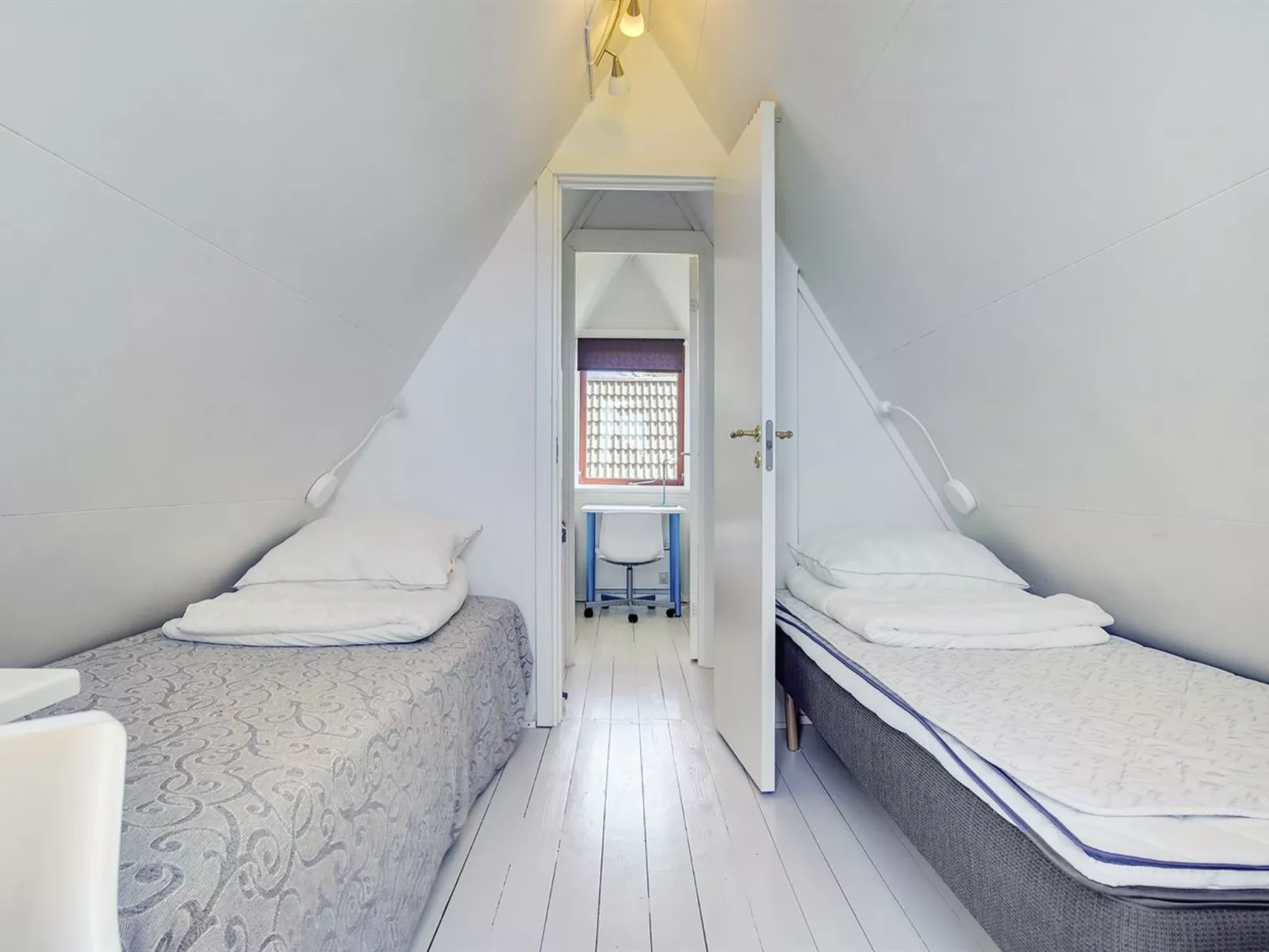 "Pihla" - 50m from the sea-Binnen