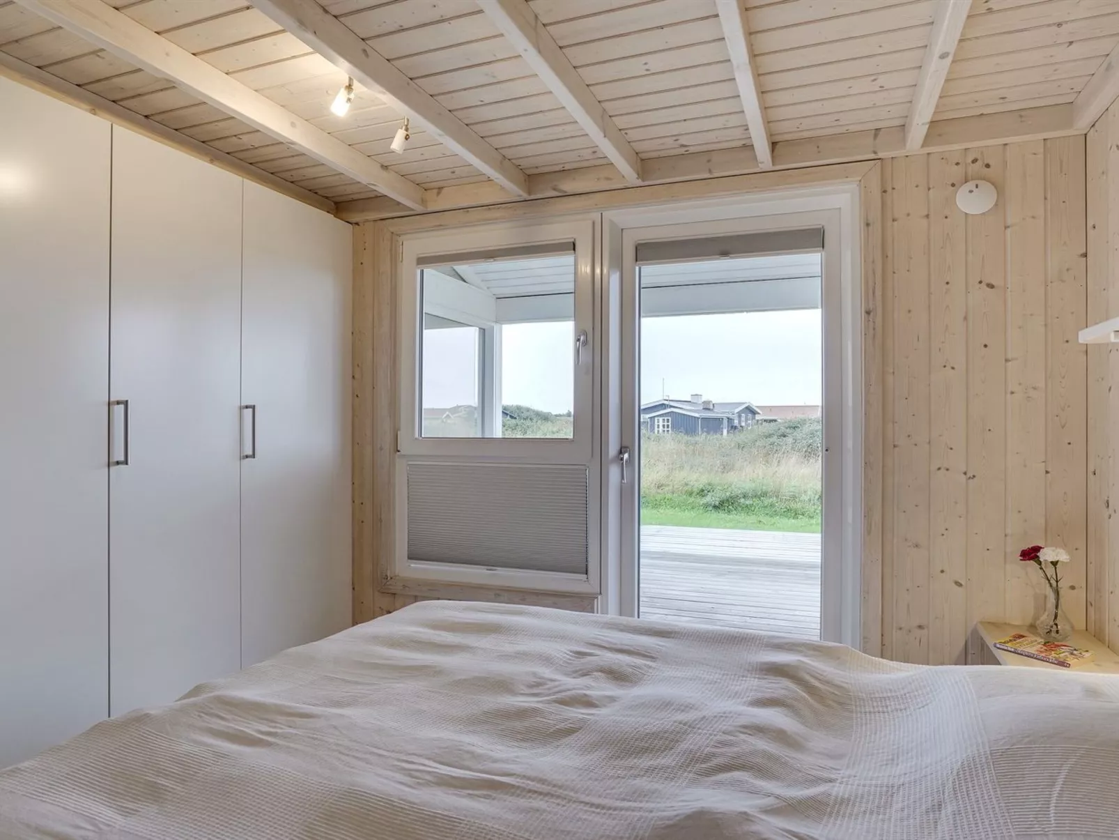 "Joella" - 200m from the sea-Binnen