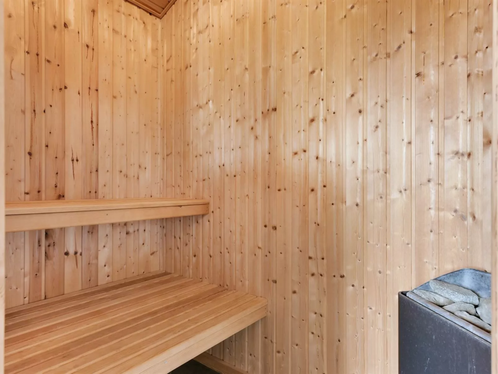 "Naia" - 200m from the sea-Binnen