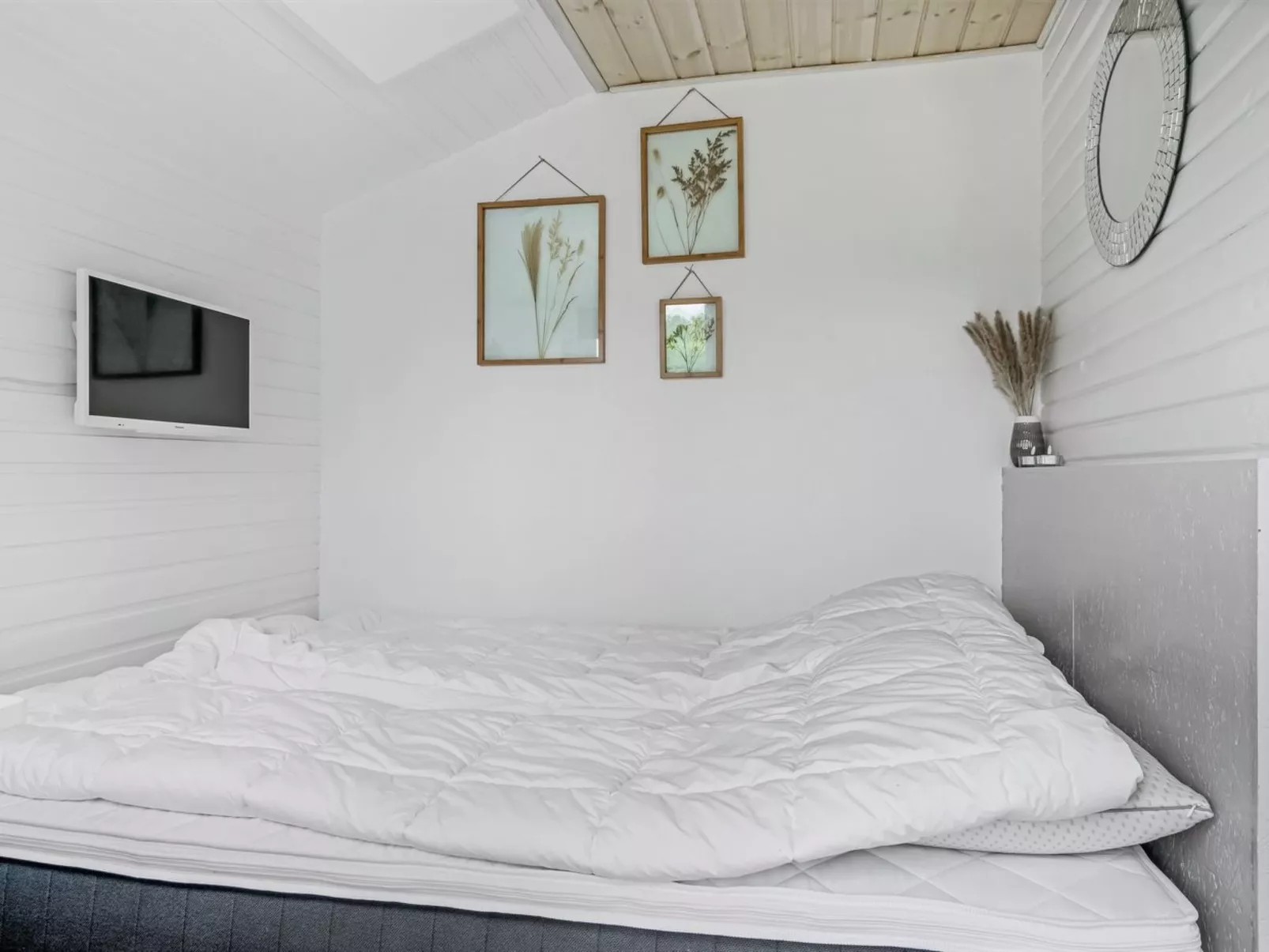 "Ingiald" - 600m from the sea-Binnen