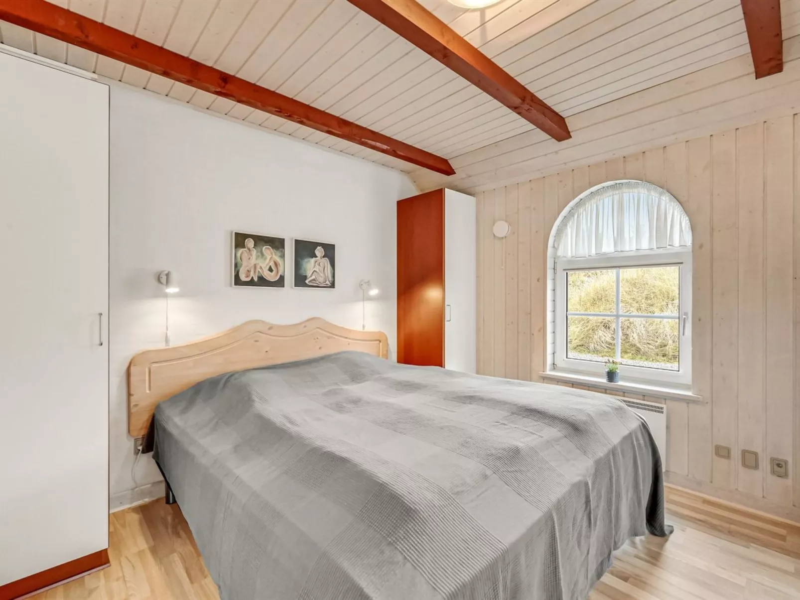 "Sannie" - 450m from the sea-Binnen