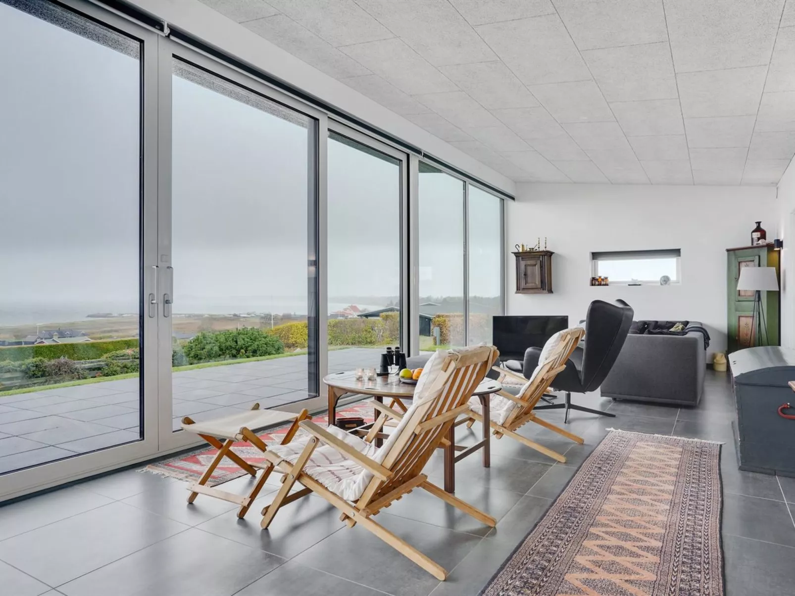 "Anniina" - 200m from the sea-Binnen