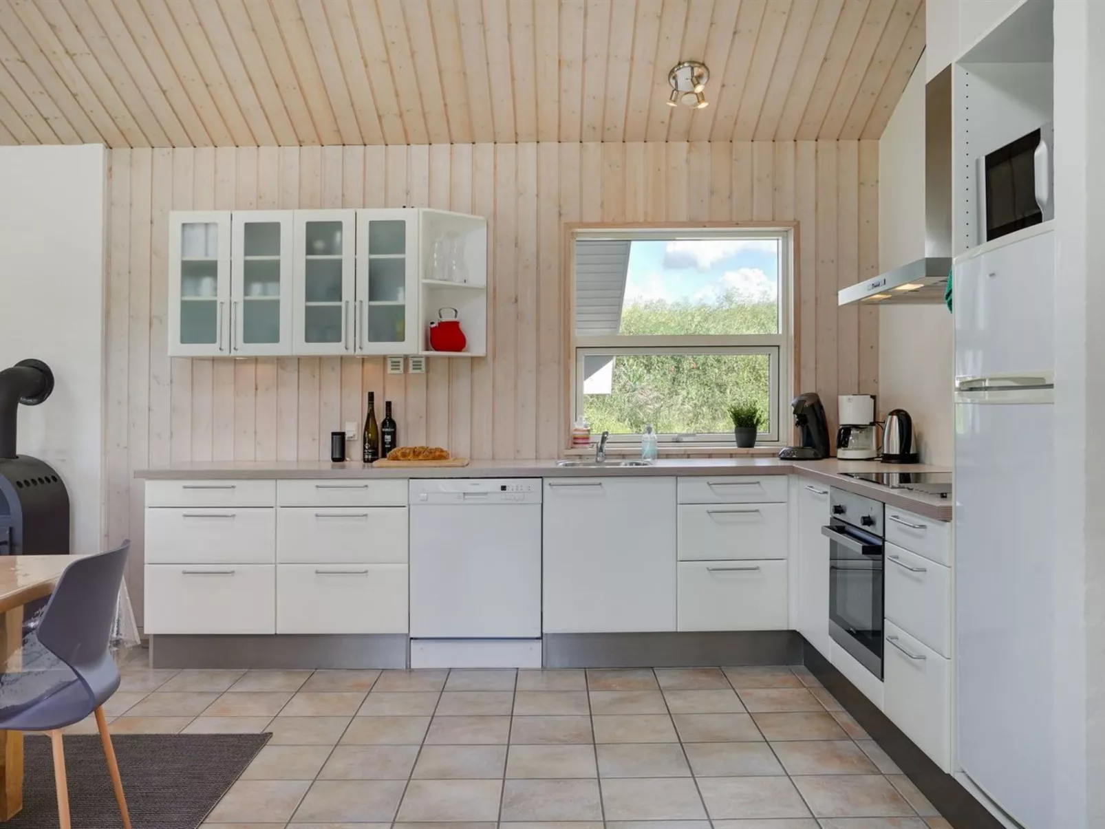 "Bitha" - 400m from the sea-Binnen