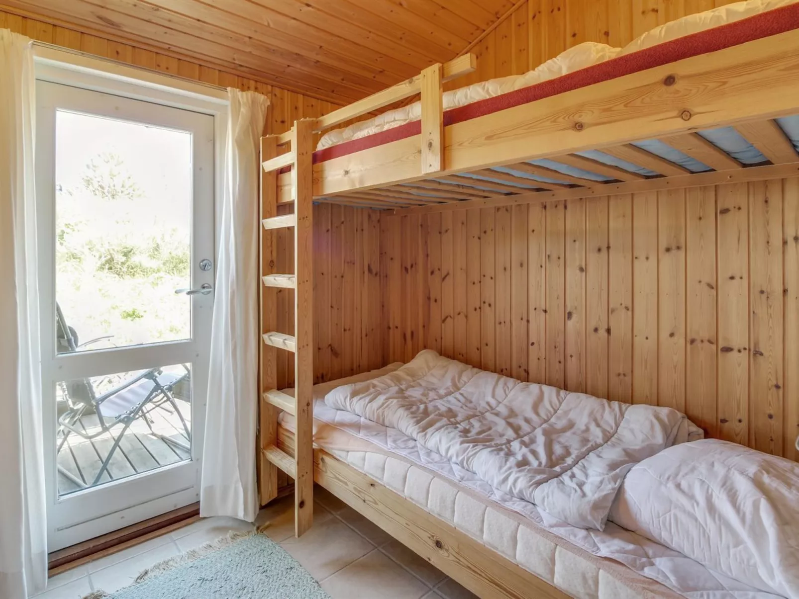 "Allydia" - 400m from the sea-Binnen