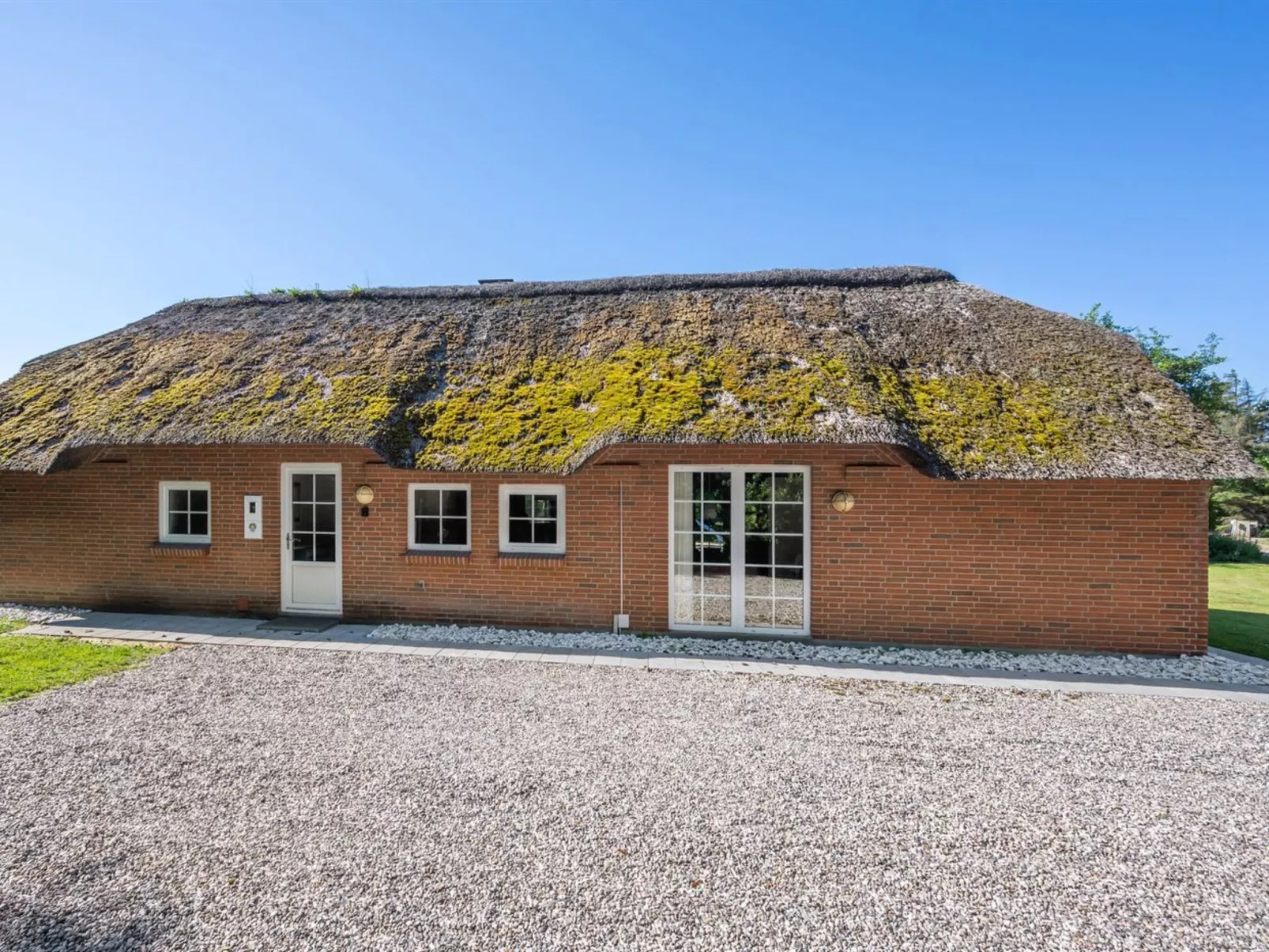 "Thana" - 1.4km from the sea-Buiten