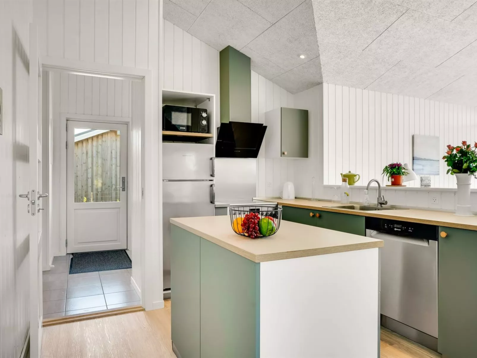 "Raakel" - 950m from the sea-Binnen