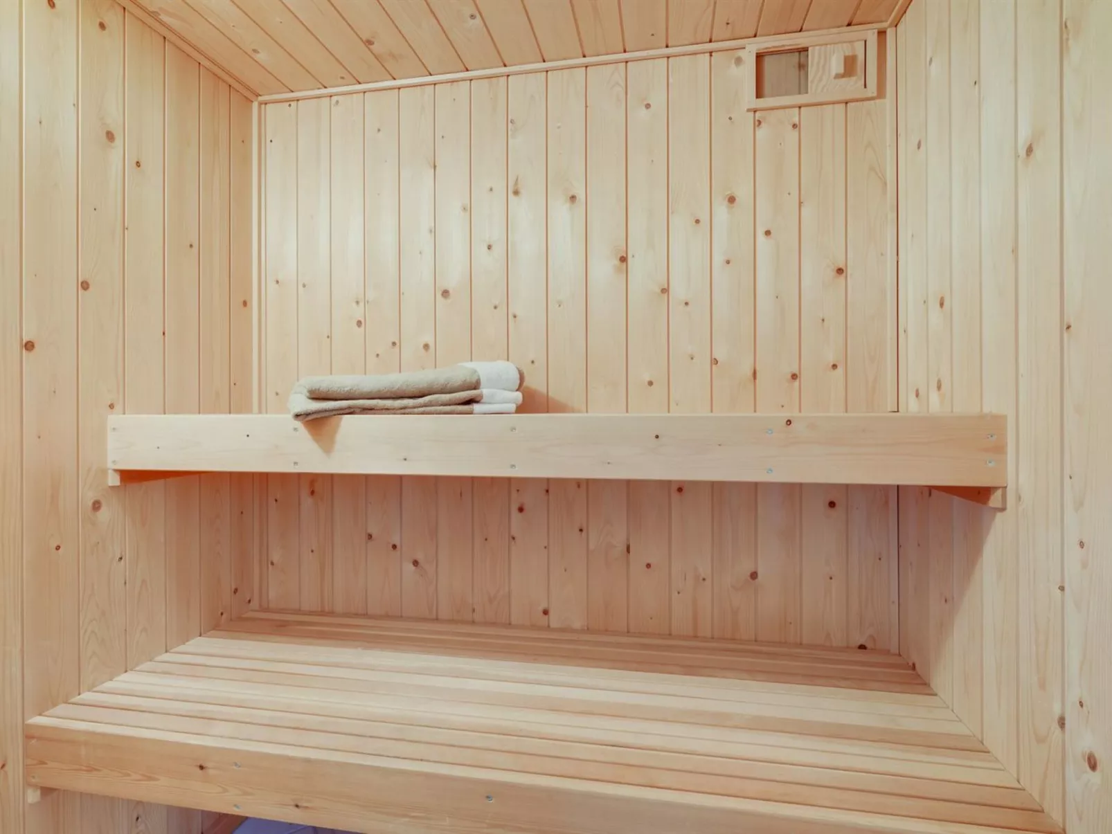 "Pascal" - 25m from the sea-Binnen