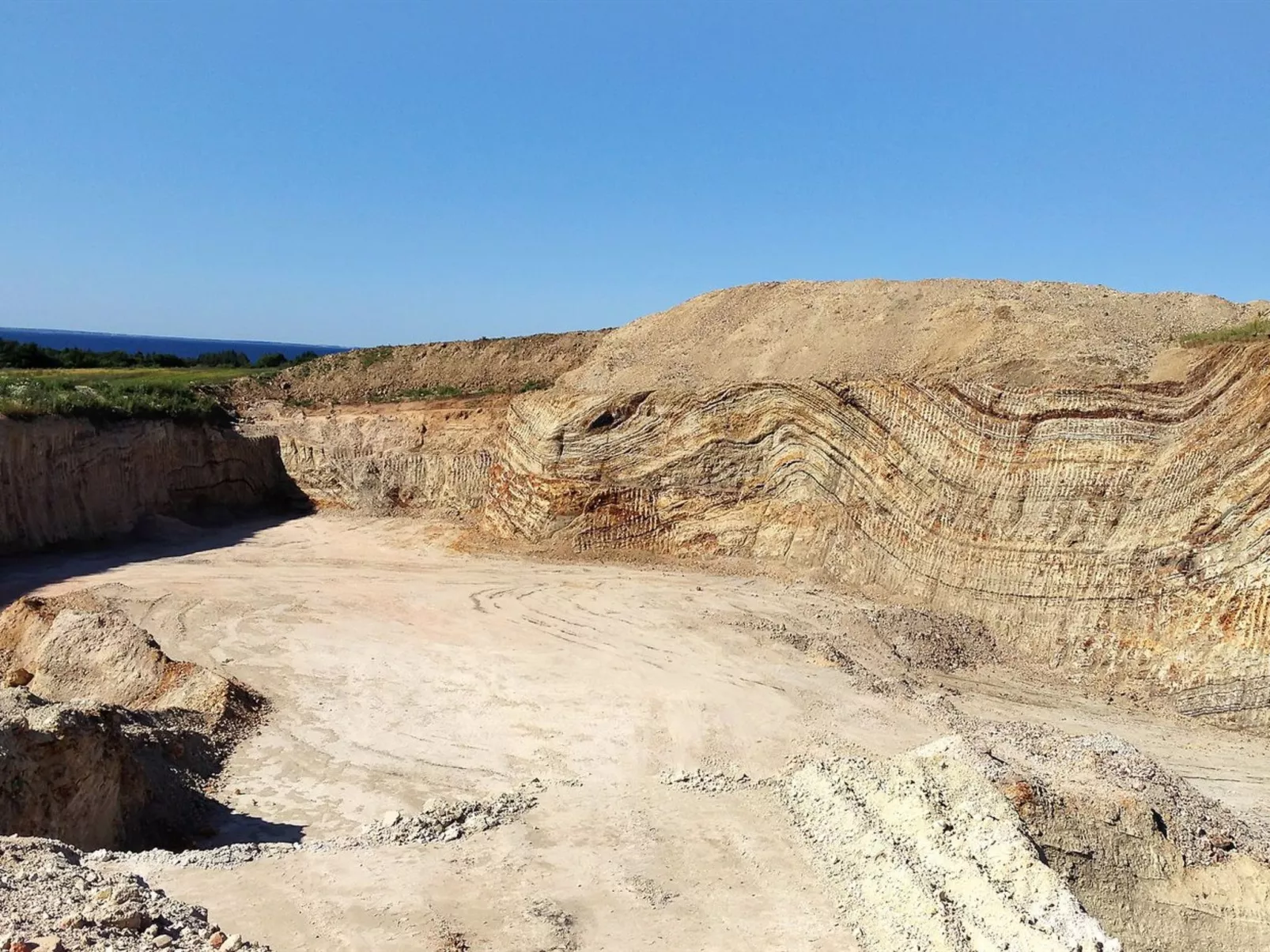 "Eljas" - 200m to the fjord-Buiten