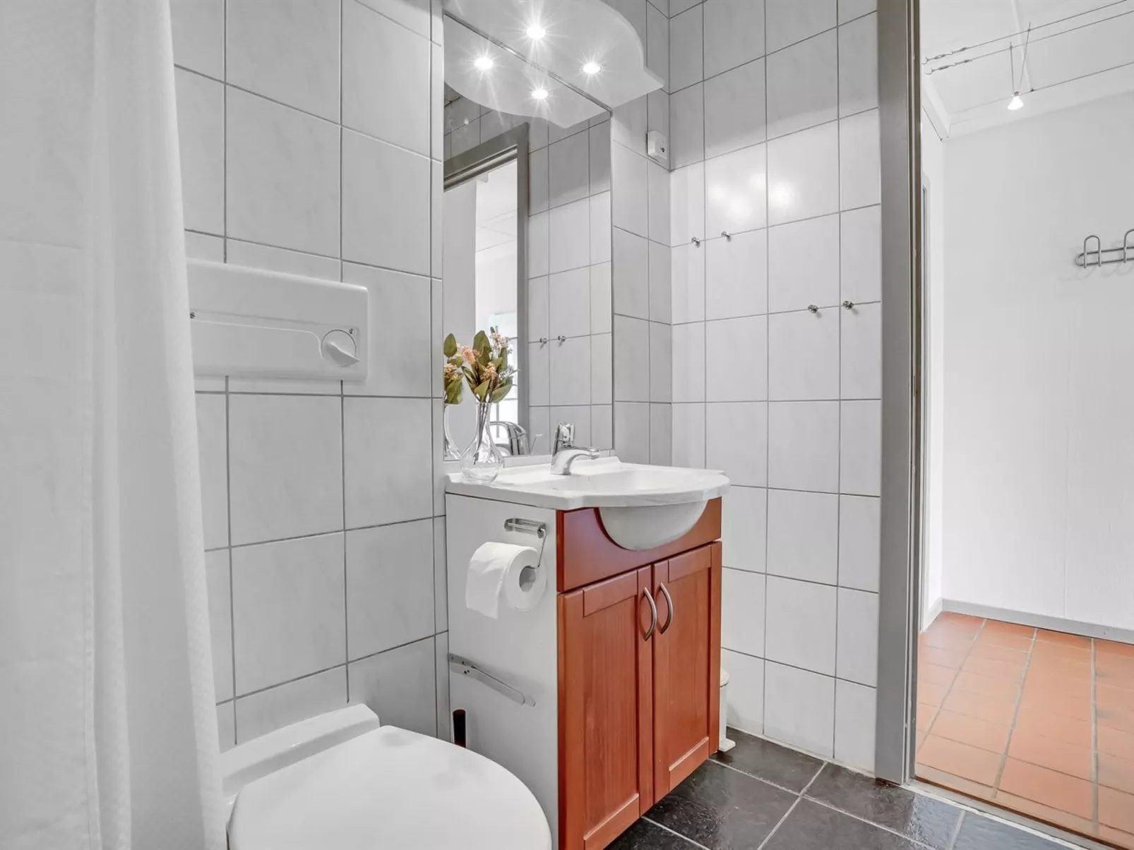 "Efraima" - 1.7km from the sea-Binnen