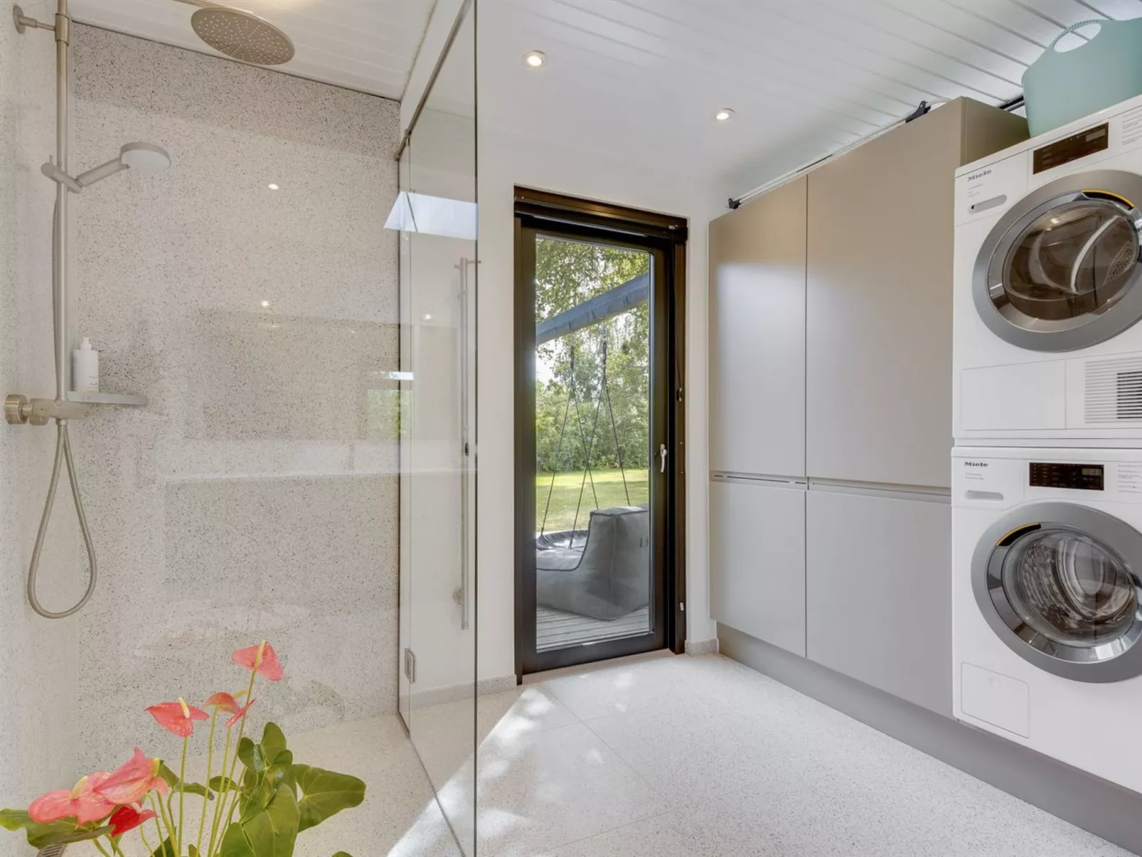 "Hævnir" - 1km from the sea-Binnen