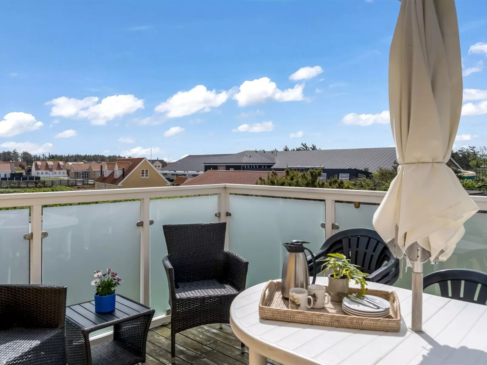 "Jördis" - 150m from the sea-Buiten