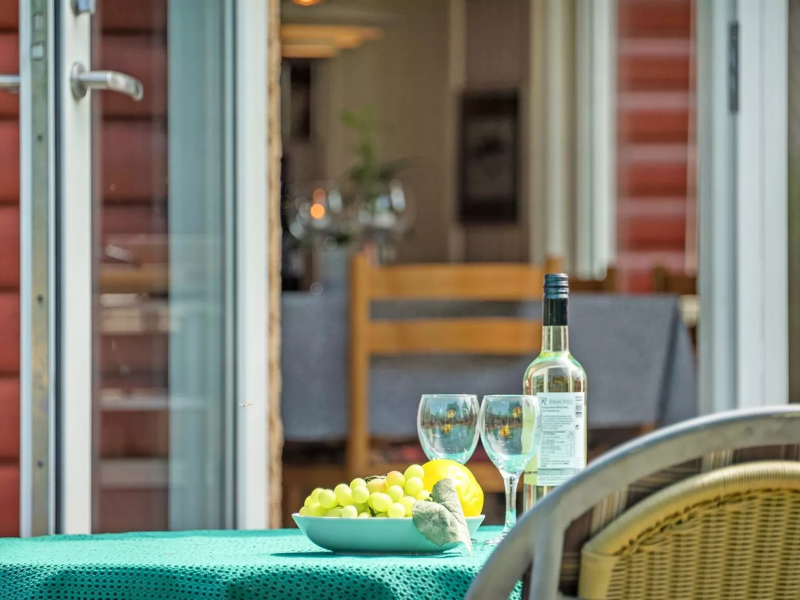 "Tess" - 50m from the sea-Binnen