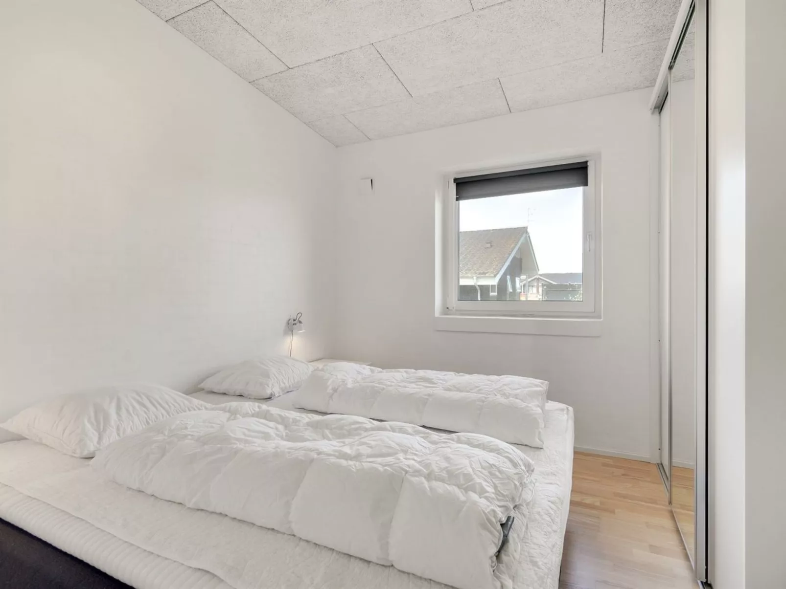 "Synthia" - 300m from the sea-Binnen