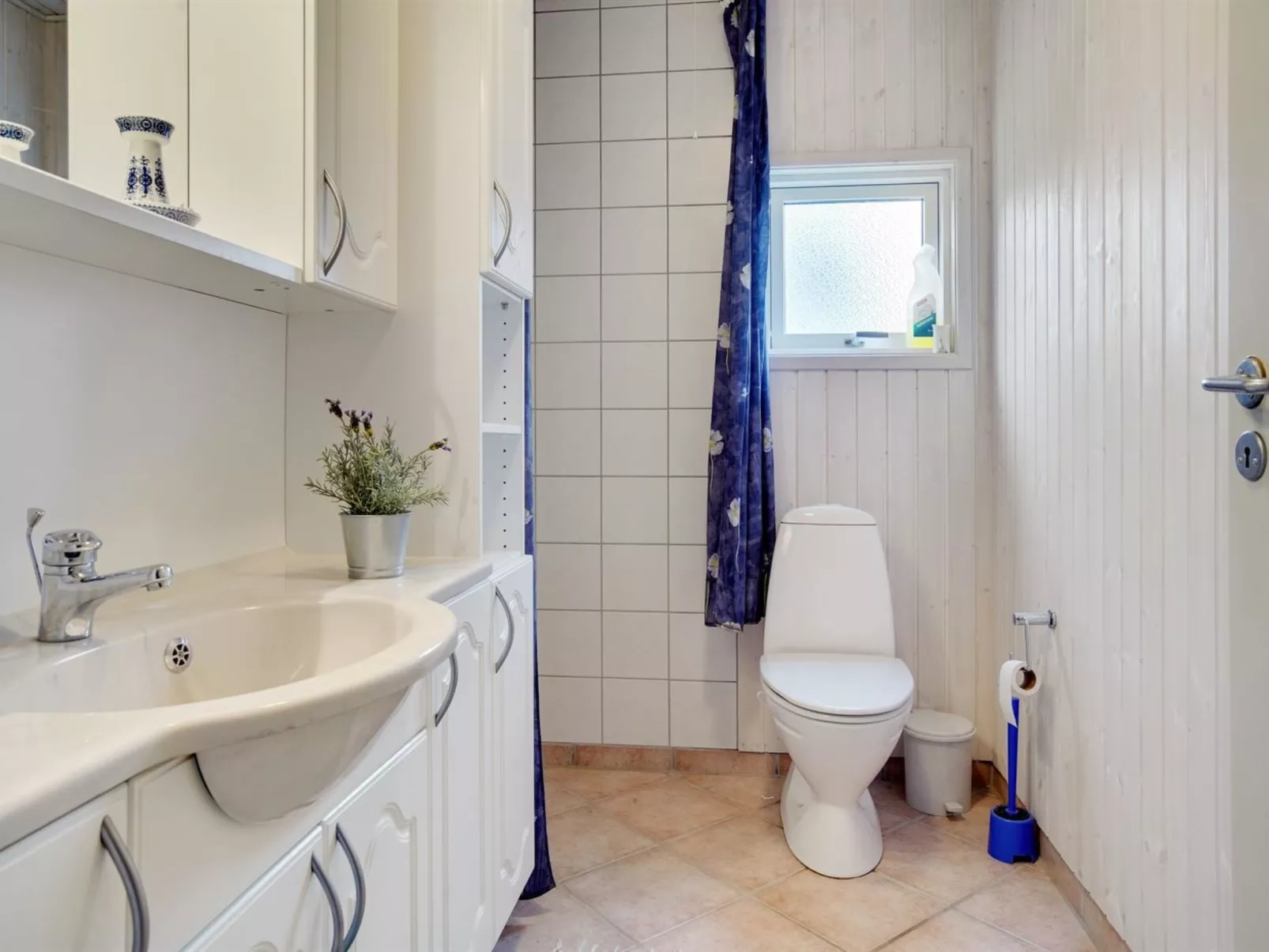 "Hauke" - 478m from the sea-Binnen