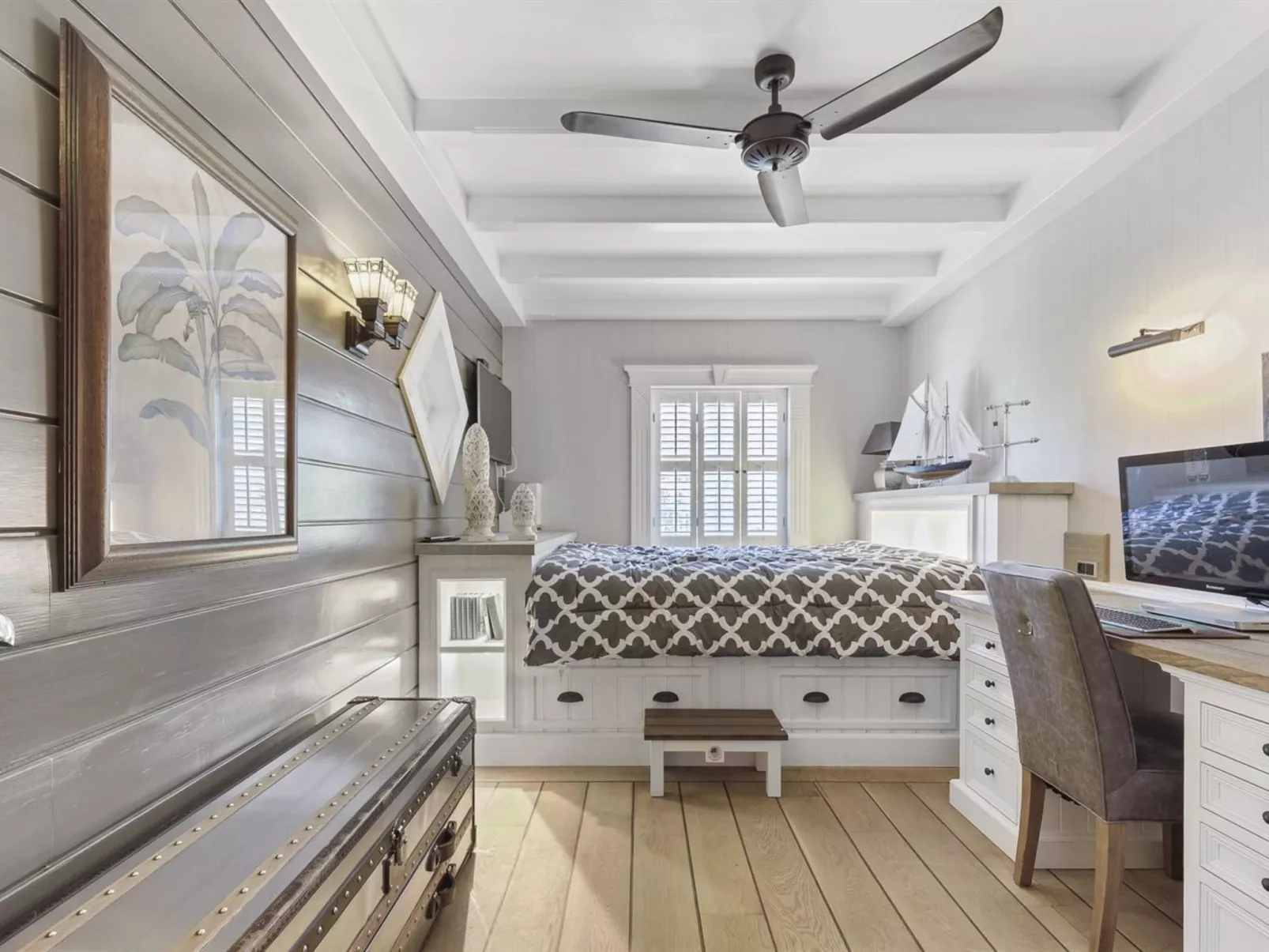 "Titia" - 1.2km to the fjord-Binnen