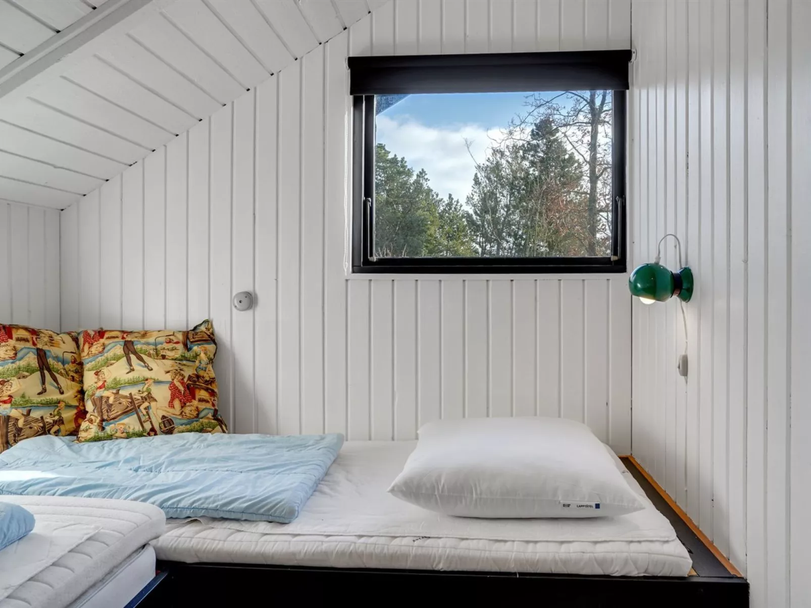 "Raita" - 350m to the fjord-Binnen