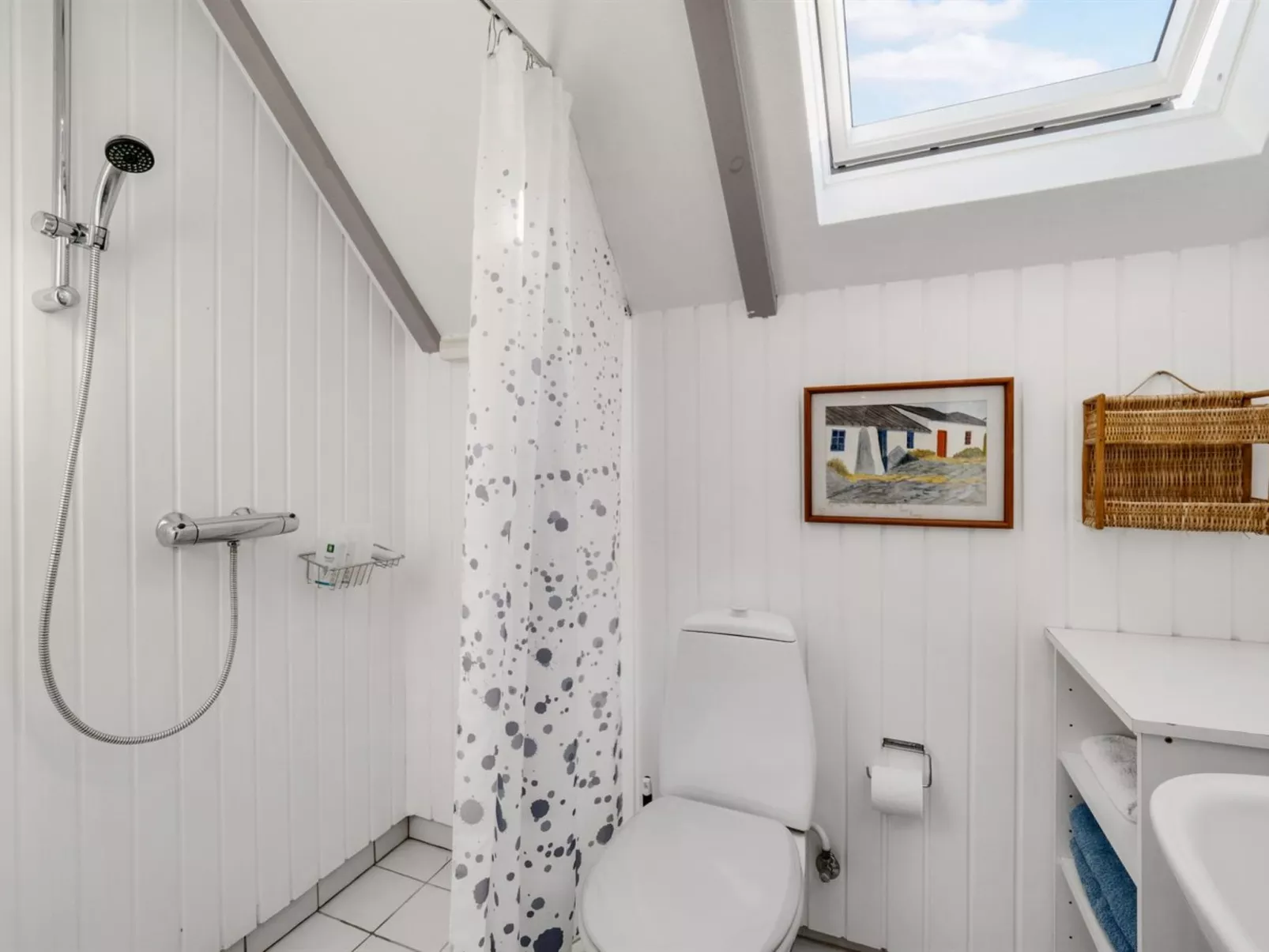 "Ebba" - 25m from the sea-Binnen