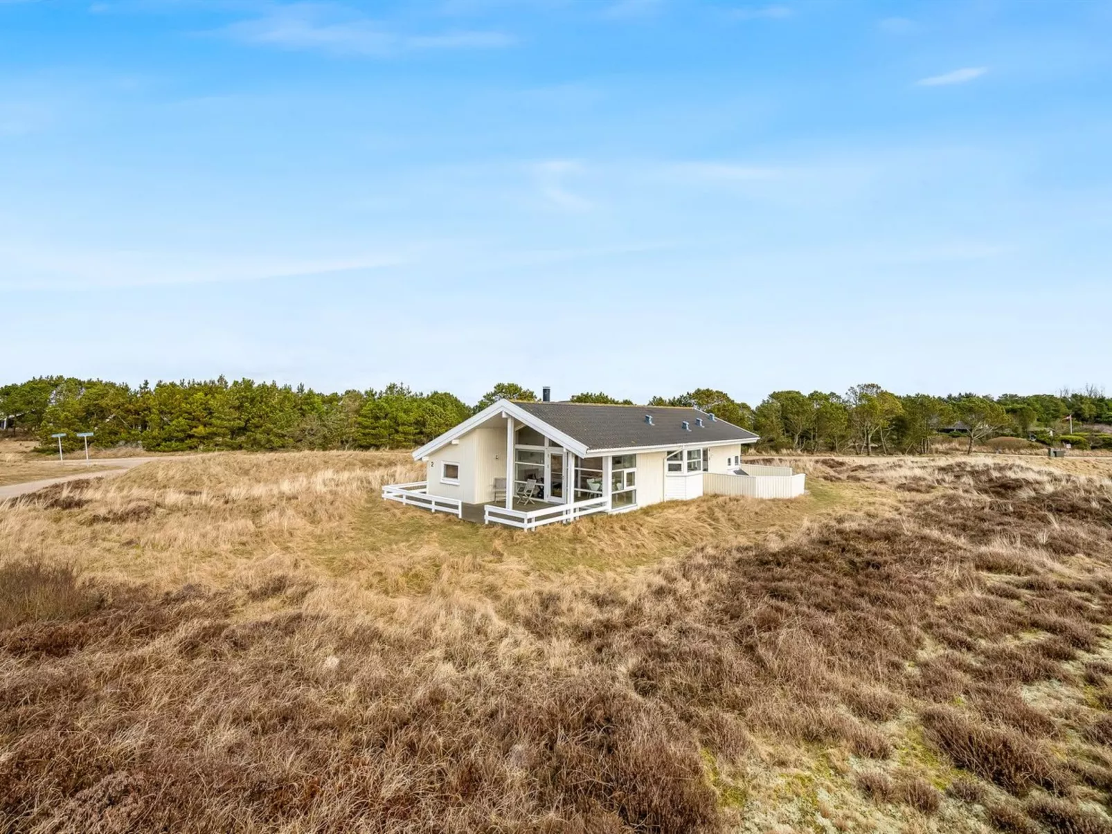 "Ferdine" - 1.5km from the sea-Buiten