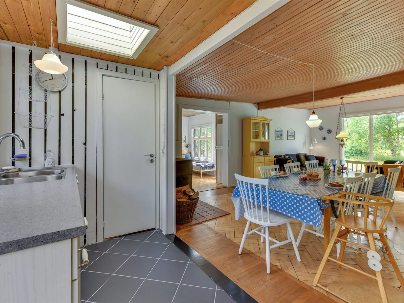 "Sebastian" - 100m to the fjord-Binnen