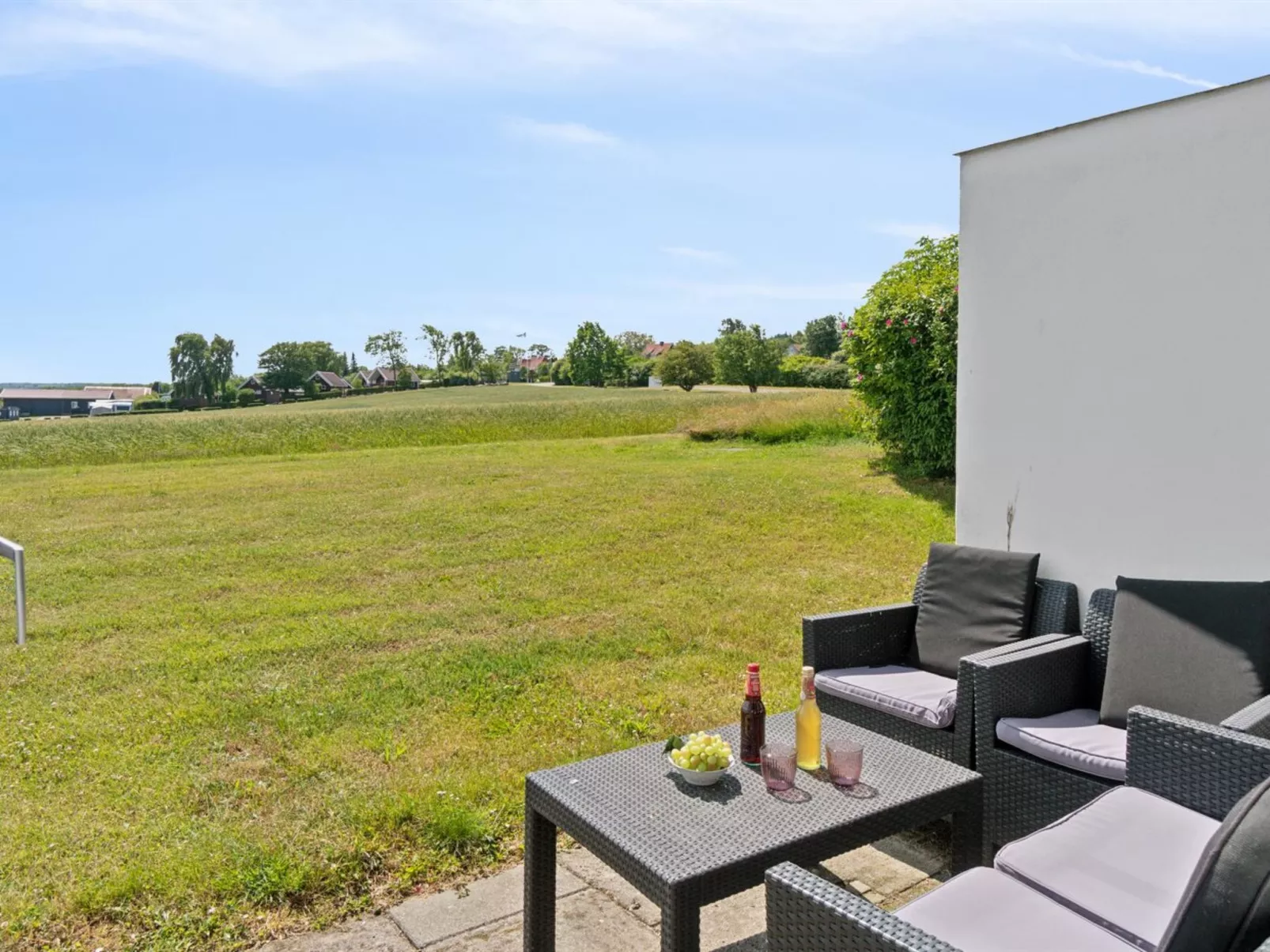 "Kuisma" - 300m from the sea - Buiten